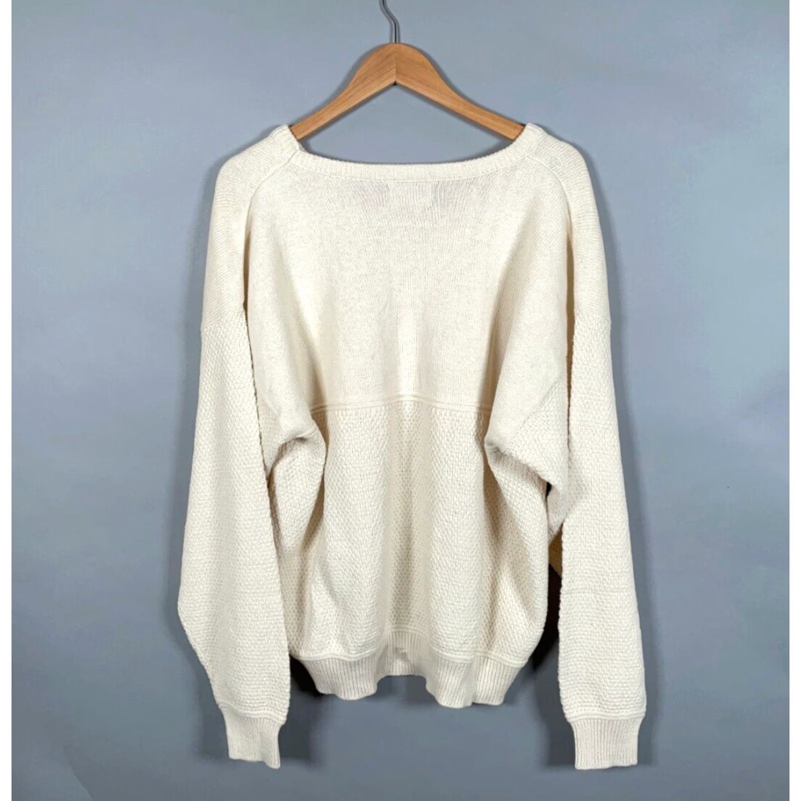 Vintage VINTAGE McBriar V-Neck Sweater Shirt Adult XL Ivory Cotton Knit Embroidered USA Made 80s 90s Mens Size US XL / EU 56 / 4 - 3 Thumbnail