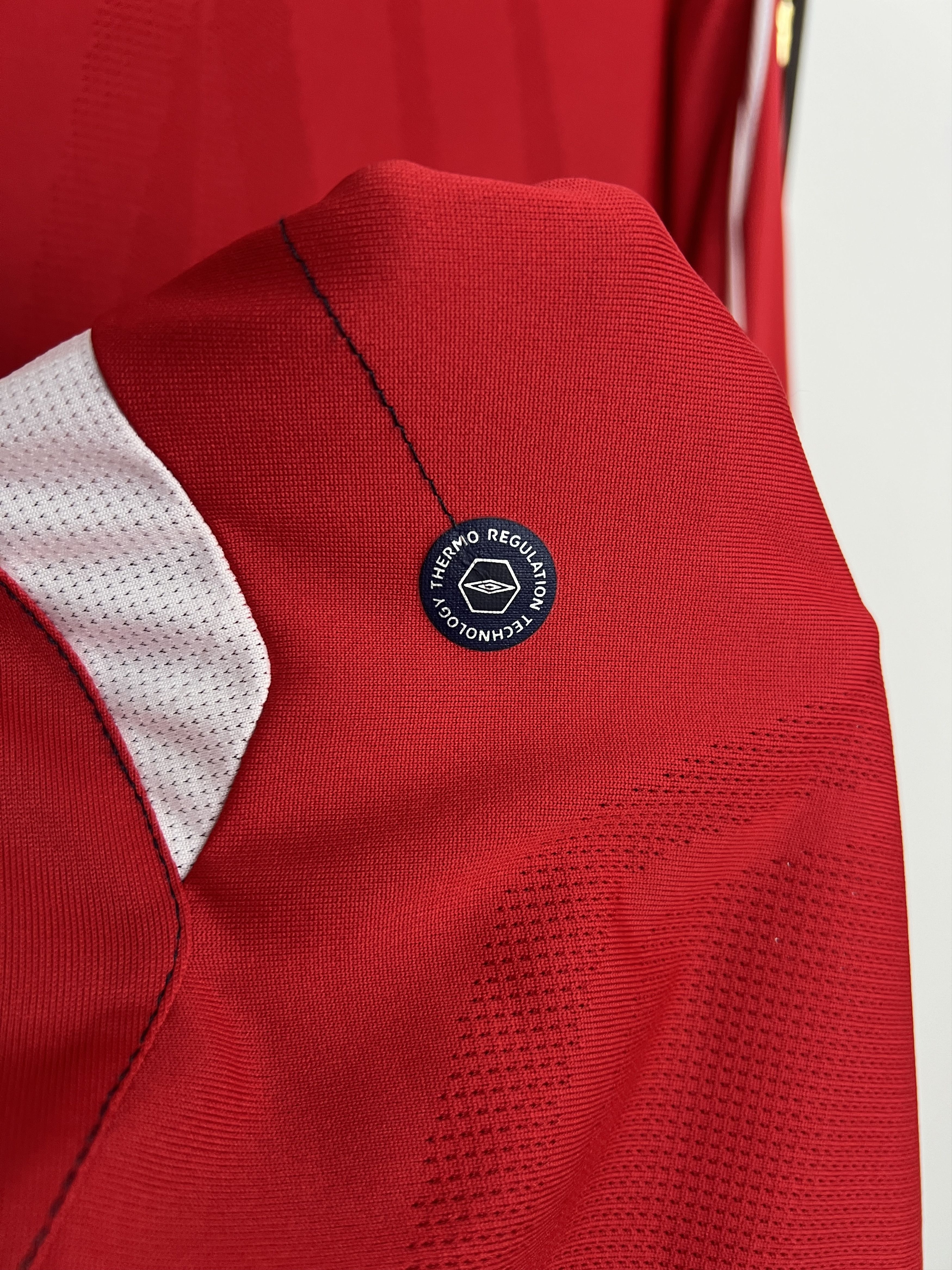 Umbro Norway Home football shirt Soccer Jersey National Trikot Size US XXL / EU 58 / 5 - 10 Thumbnail