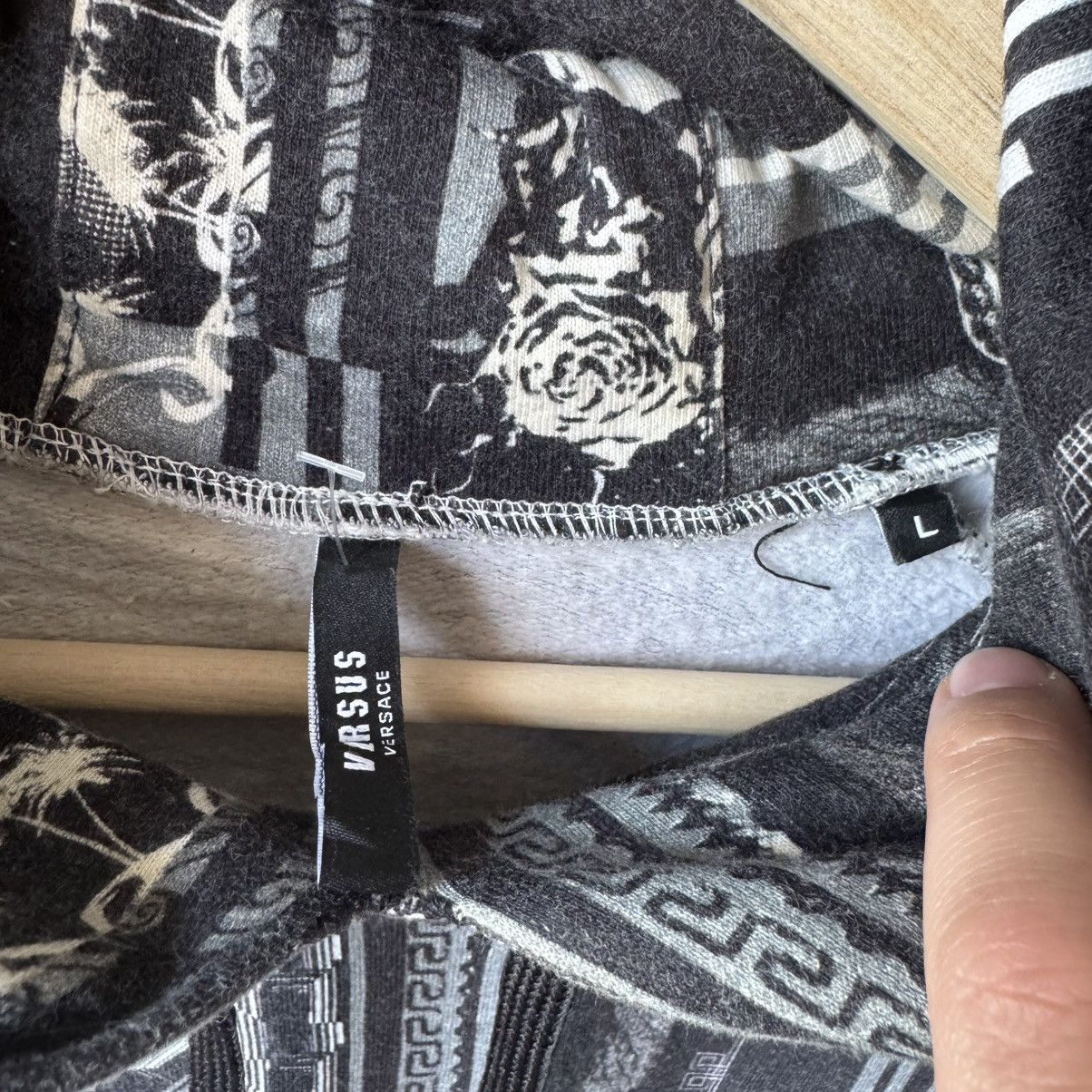 Versus Versace Versace Versus Hoodie Size US L / EU 52-54 / 3 - 4 Thumbnail