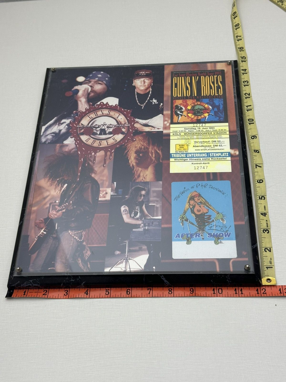 Guns N' Roses Gun’s N Roses Hanging Plaque Use Your Illusion 1993 Tour Size ONE SIZE - 8 Thumbnail