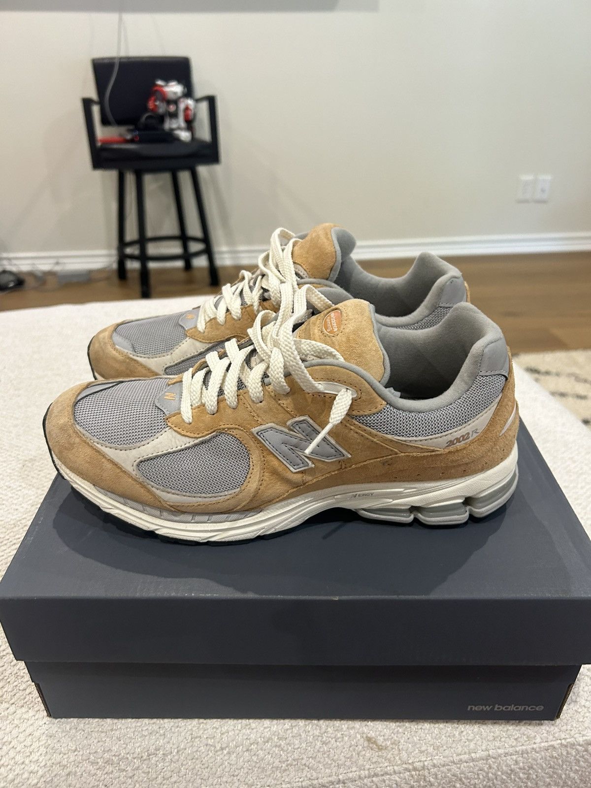 New Balance 2002r Sweet Caramel Size US 11 / EU 44 - 1 Thumbnail