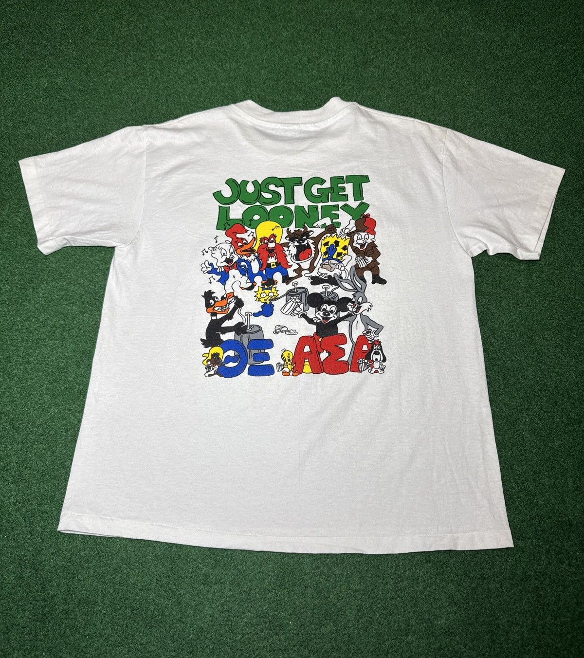 Vintage Get Looney Cartoon Spoof Drinking Greek Week 90s T Shirt Size US L / EU 52-54 / 3 - 1 Thumbnail