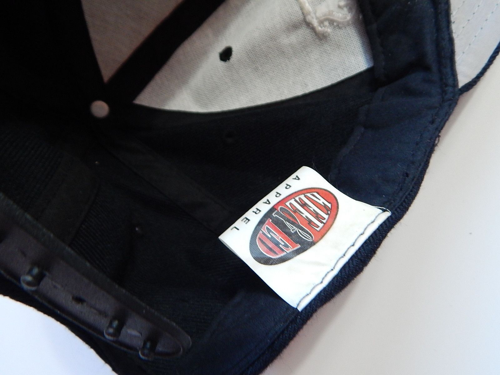 Band Tees vintage descendents hardcore punk rock band hat Size ONE SIZE - 4 Thumbnail