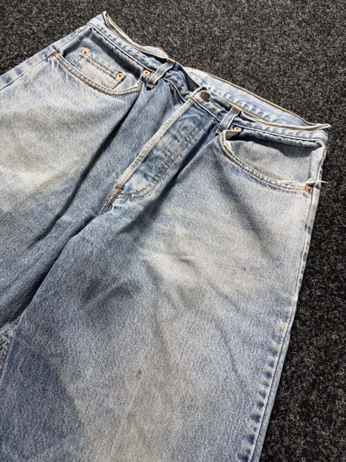 Levi's Vintage Clothing Vintage 90s Levi's 618 Relaxed Straight Light Wash Jeans Size US 32 / EU 48 - 8 Thumbnail
