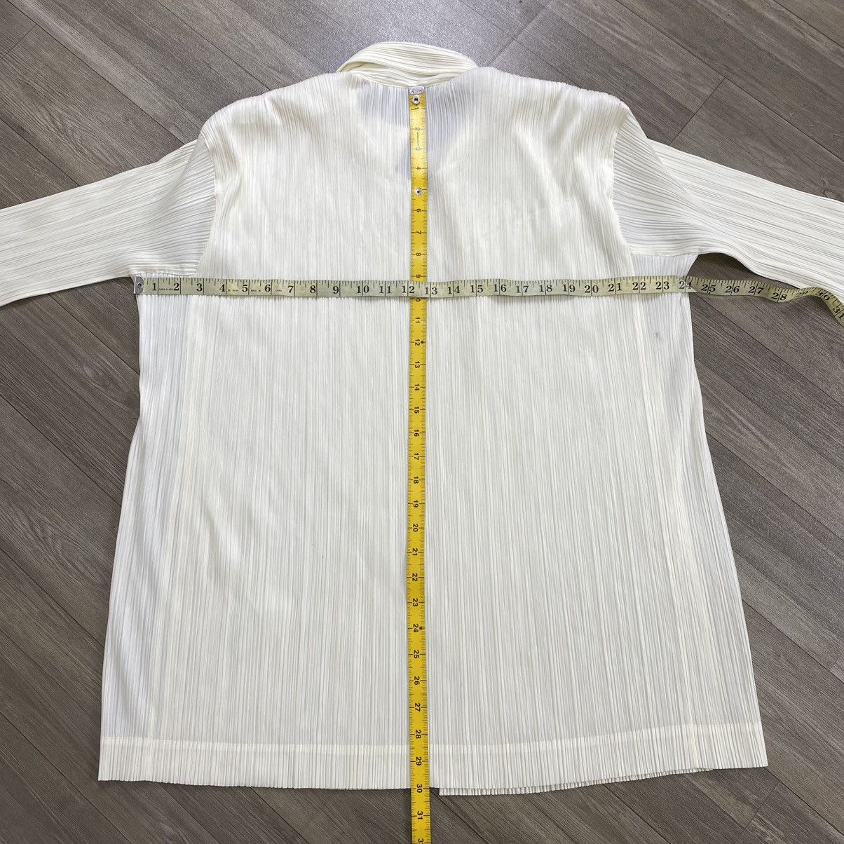 Issey Miyake Vintage Pleats Please Issey Miyake Luxury White Cardigan Size M / US 6-8 / IT 42-44 - 16 Thumbnail