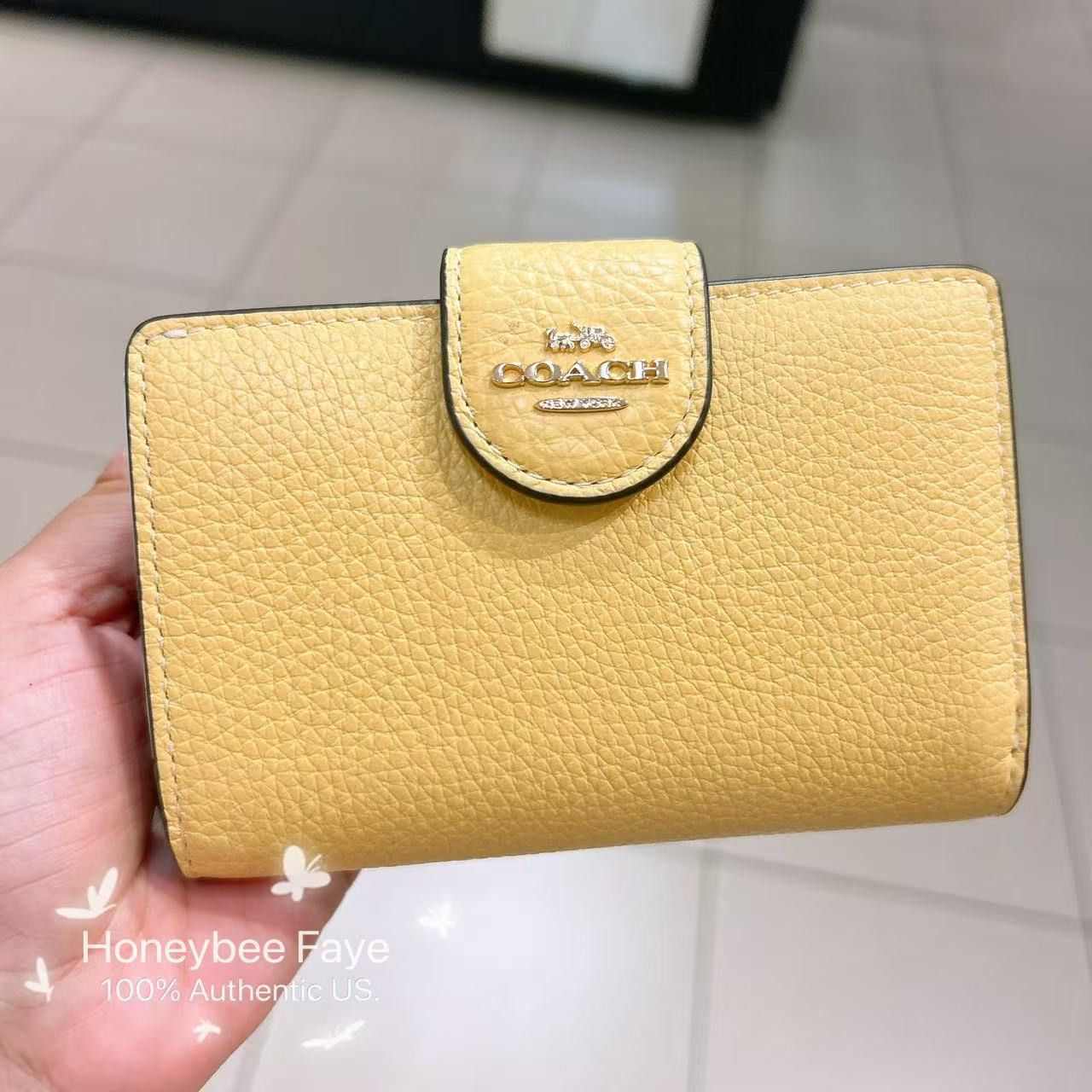 Coach Medium Corner Zip Wallet CBO41 Size ONE SIZE - 1 Thumbnail