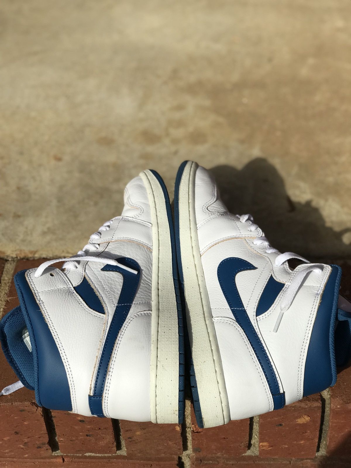Jordan Brand Air Jordan 1 Mid Industrial Blue Size 11 Size US 11 / EU 44 - 5 Thumbnail