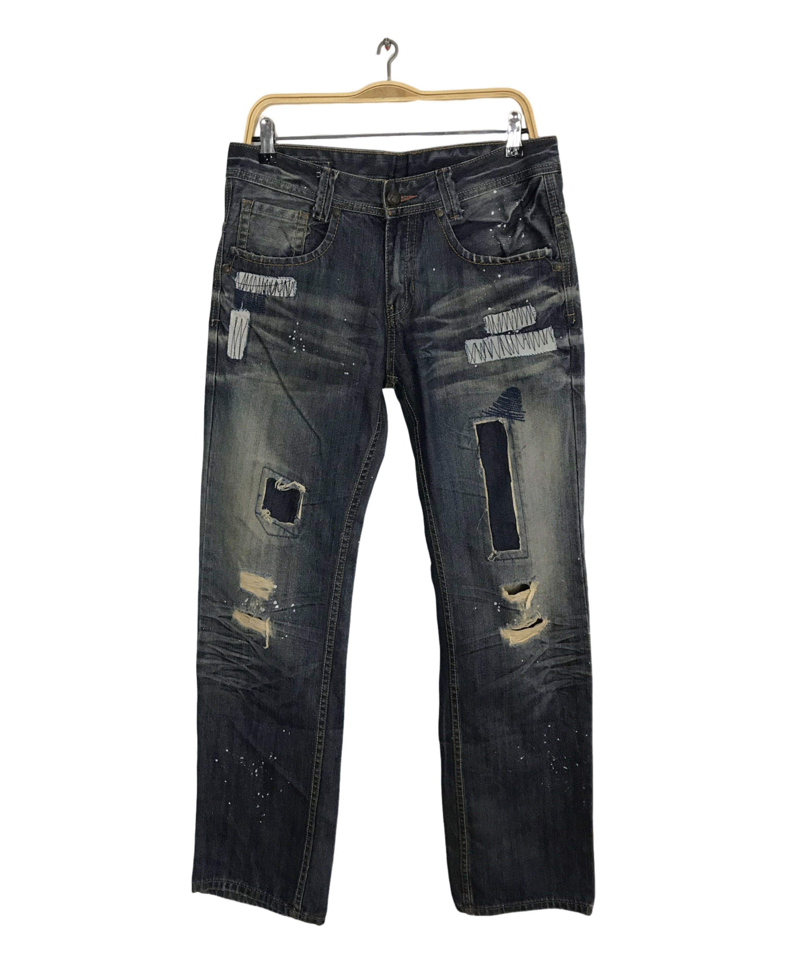 Robins Jeans Distressed Styled Japanese Robins Jeans Straight Cut Size US 32 / EU 48 - 1 Thumbnail