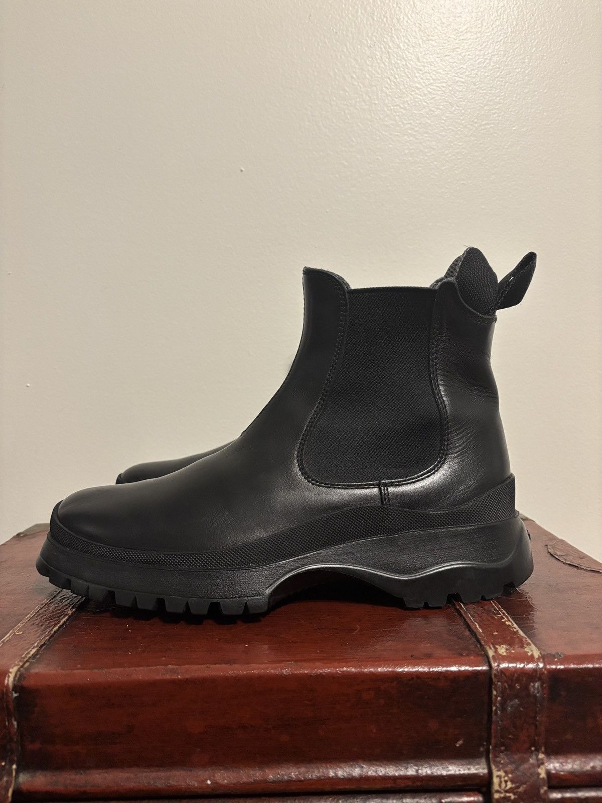 Prada Prada Brixxen Chelsea Boots Rubber Chunky Sole Size US 7.5 / EU 40-41 - 1 Thumbnail