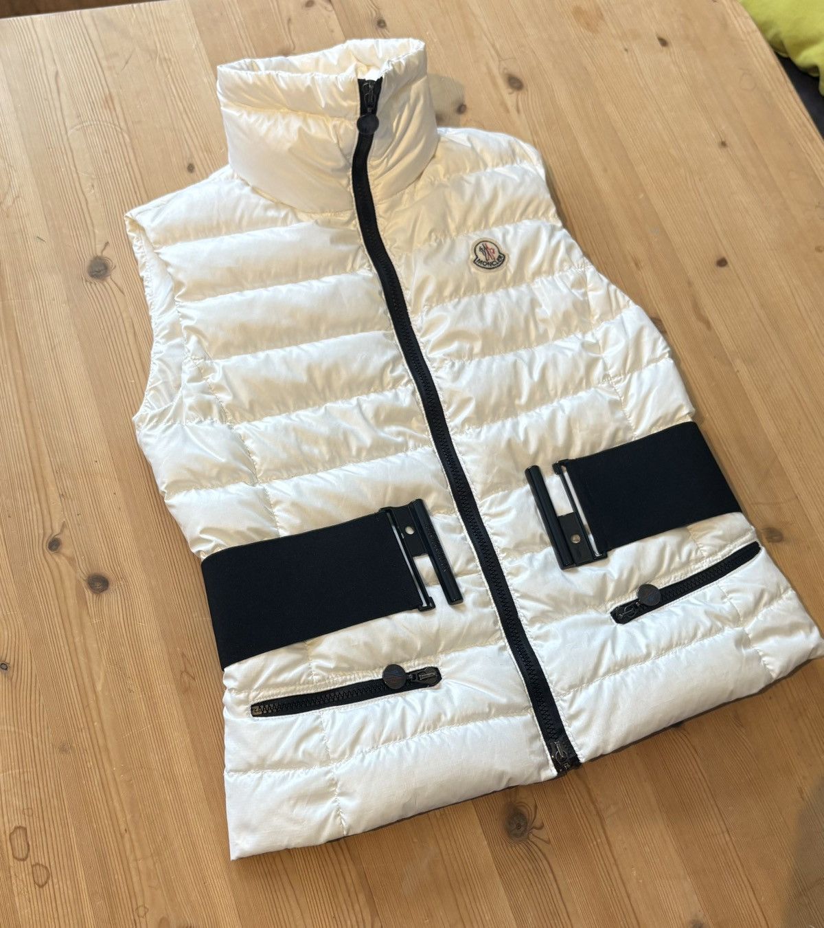 Moncler Moncler Gaelle Gilet Size S / US 4 / IT 40 - 5 Thumbnail