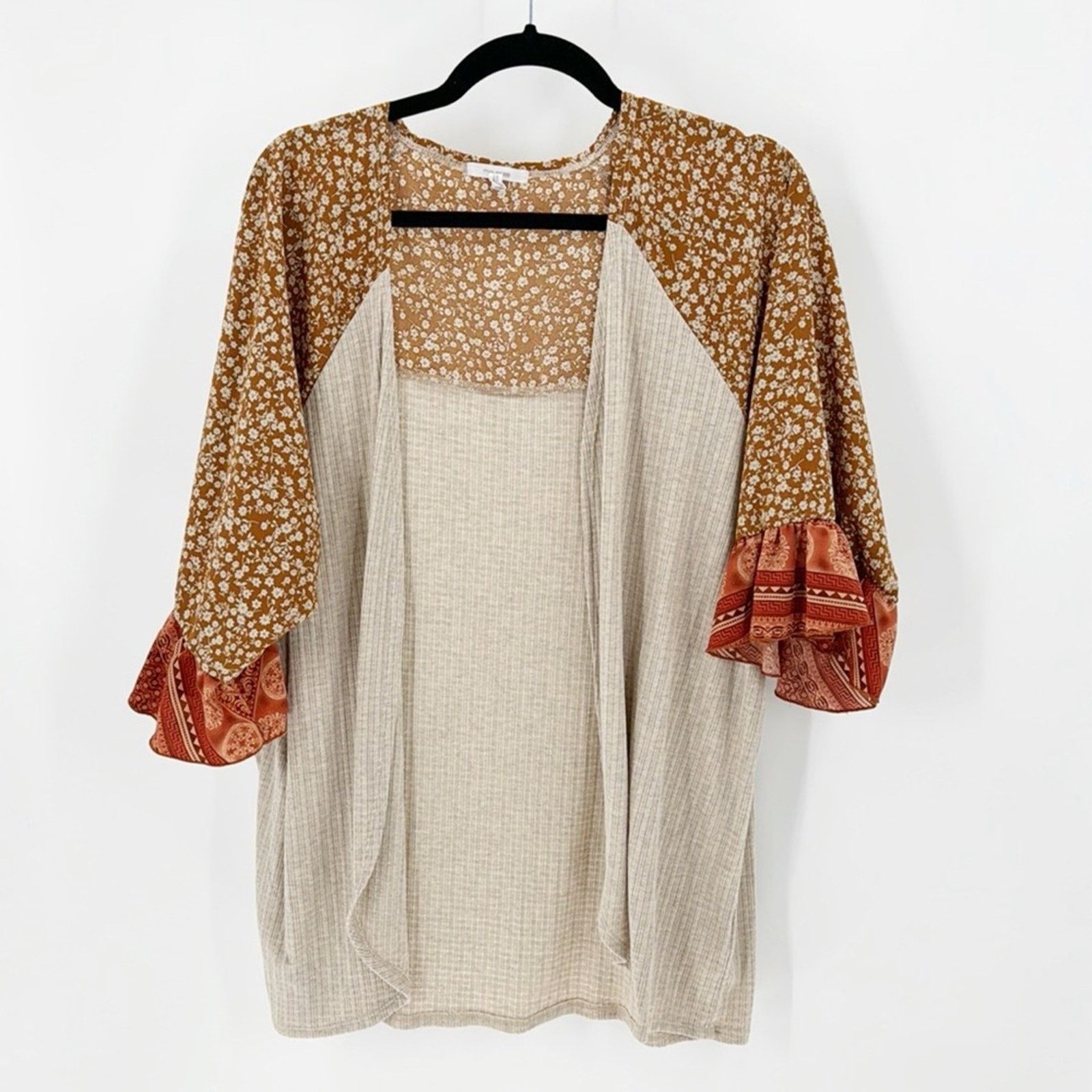 Other Maurices floral 3 quarter sleeve open cardigan size 2XL Size XL / US 12-14 / IT 48-50 - 1 Thumbnail