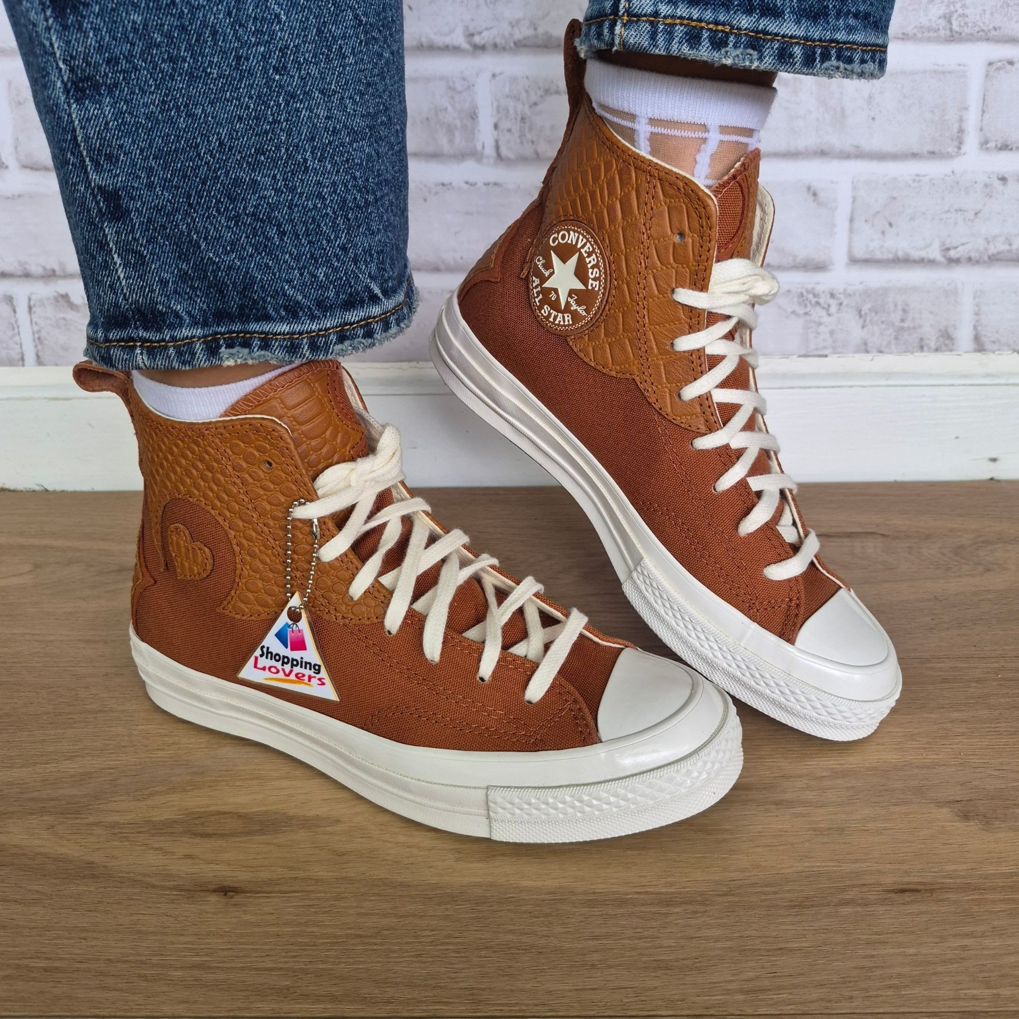 Converse ⭐Converse Chuck 70 High size 8.5 Women's shoes Sneakers Brow Size US 8.5 / IT 38.5 - 1 Thumbnail