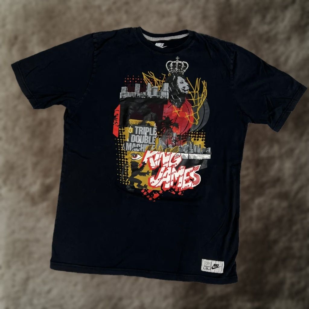 Nike VINTAGE Nike Lebron James T-Shirt XL Black Men King James “Triple Double Machine” Sports Classic 2000s Mens Size US XL / EU 56 / 4 - 1 Thumbnail