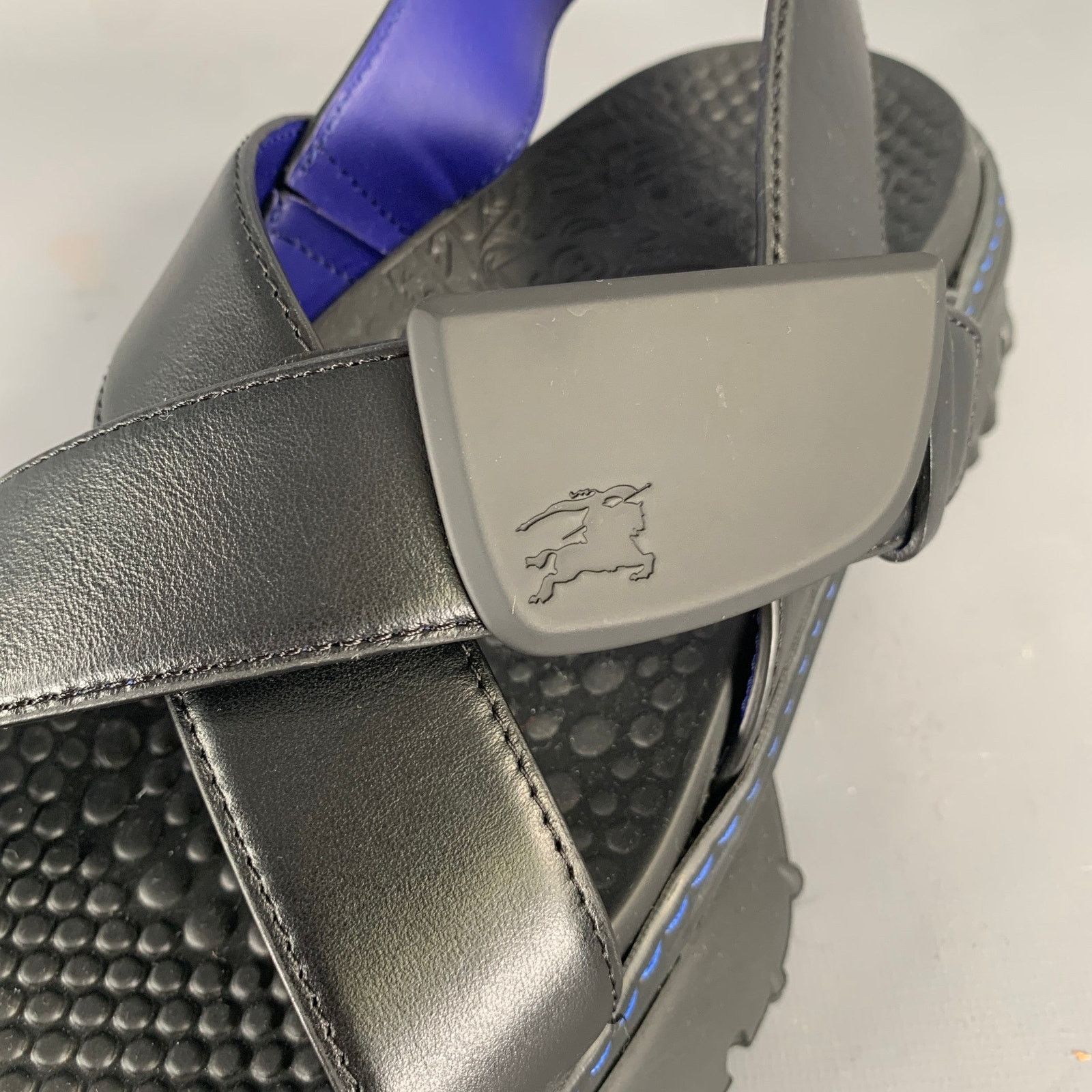 Burberry BURBERRY Size 10 Black Leather Sandals Size US 10 / EU 43 - 8 Thumbnail