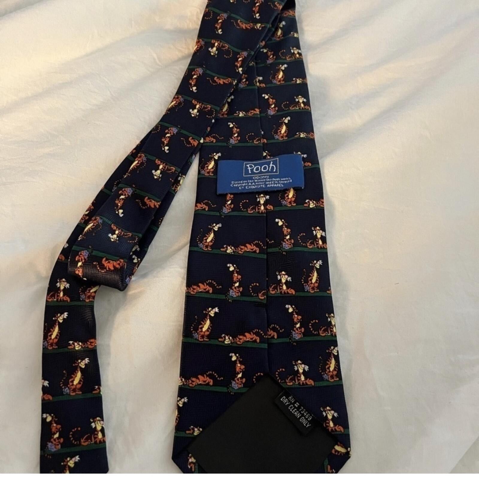 Disney Disney “ Pooh” tie Size ONE SIZE - 5 Thumbnail