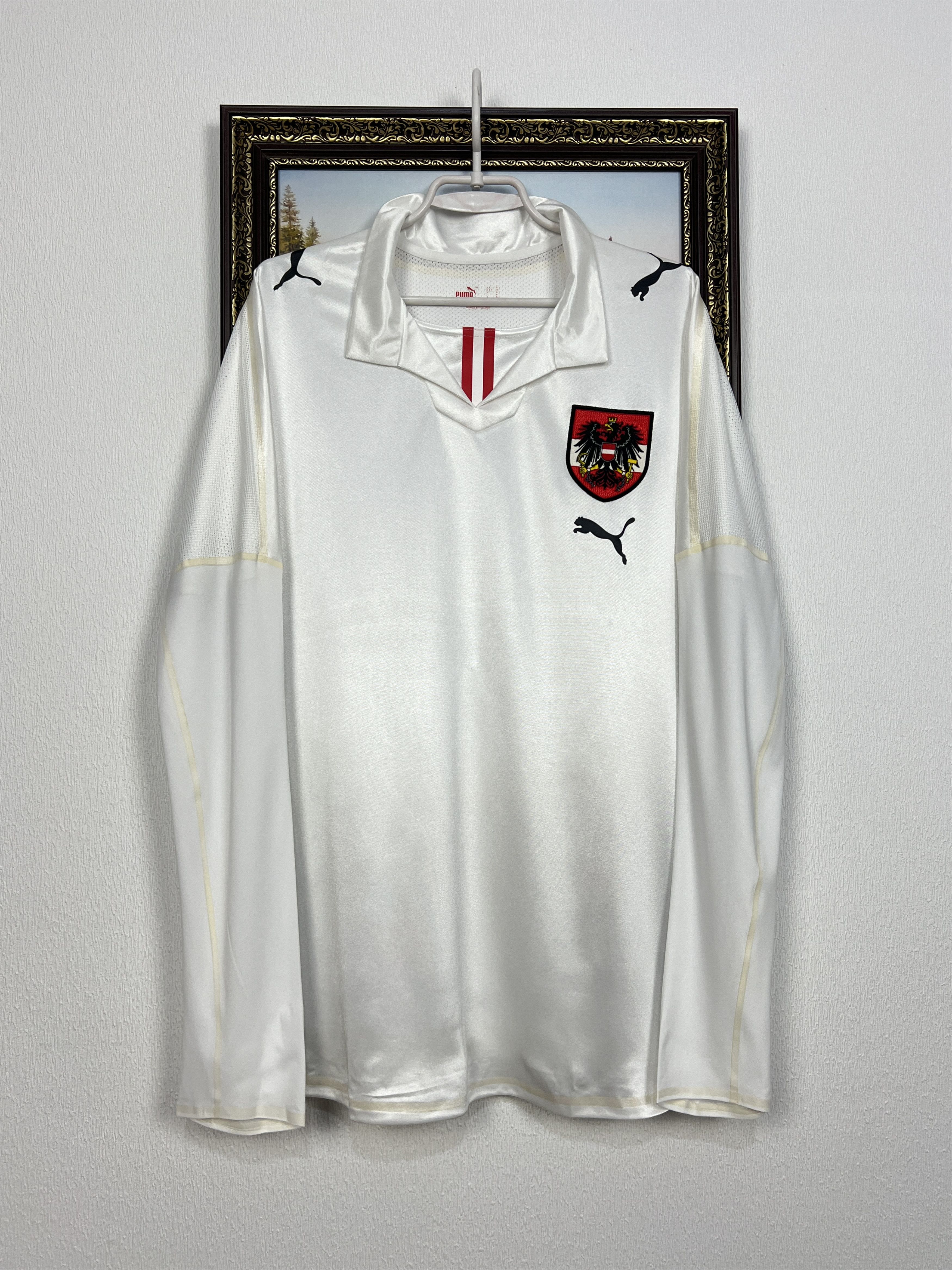 Puma Austria football shirt Player #8 Alaba Long Sleeve Jersey Size US XL / EU 56 / 4 - 2 Thumbnail
