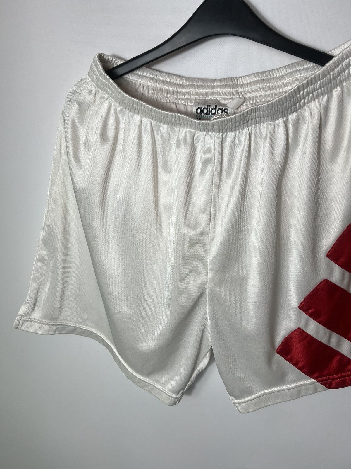 Adidas 90s Adidas Equipment Vintage Football Soccer Shorts White Size US 32 / EU 48 - 5 Thumbnail