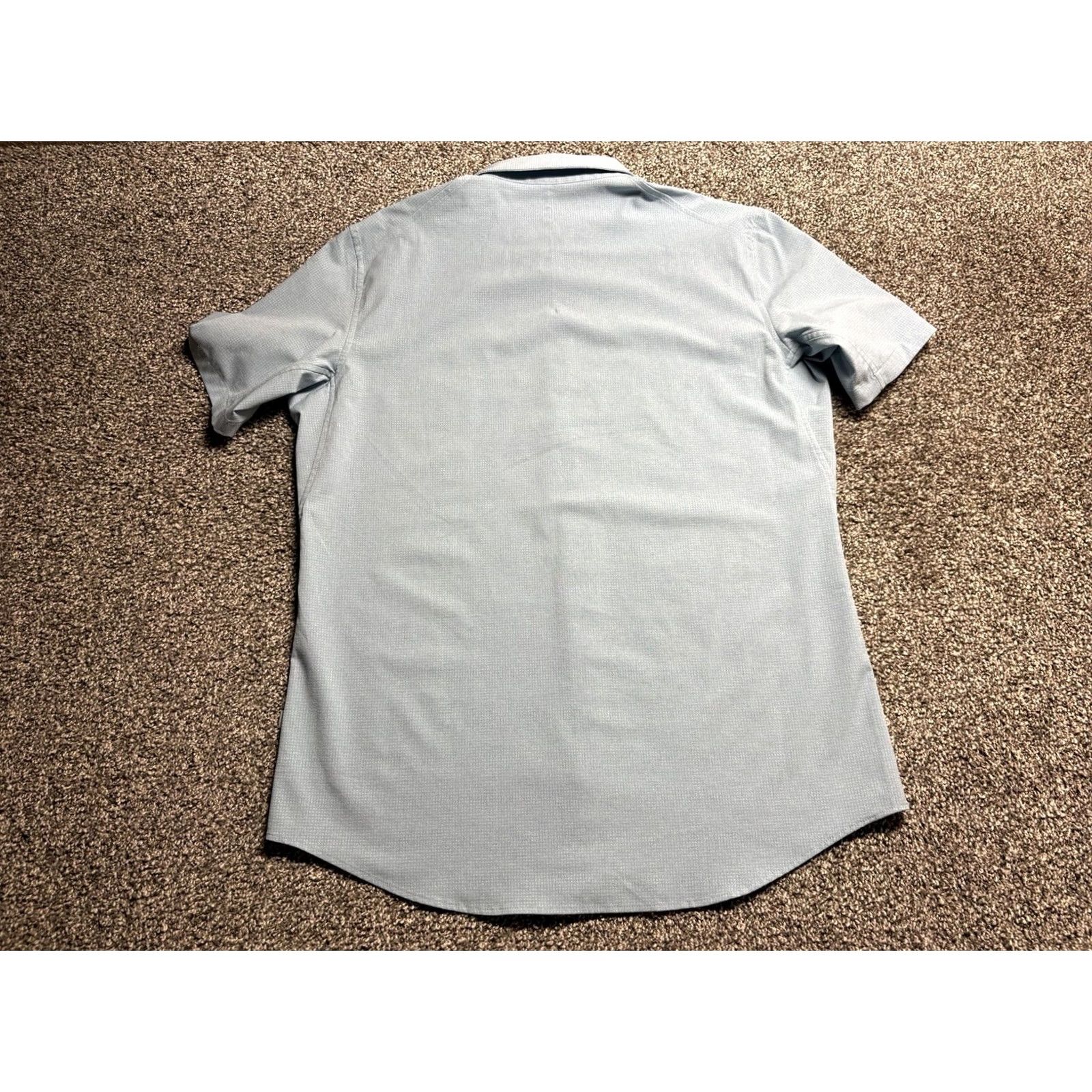 Lululemon VINTAGE? No. Lululemon Shirt Mens M Blue Button Up Short Sleeve Athletic Tech Ripstop Size US M / EU 48-50 / 2 - 2 Thumbnail