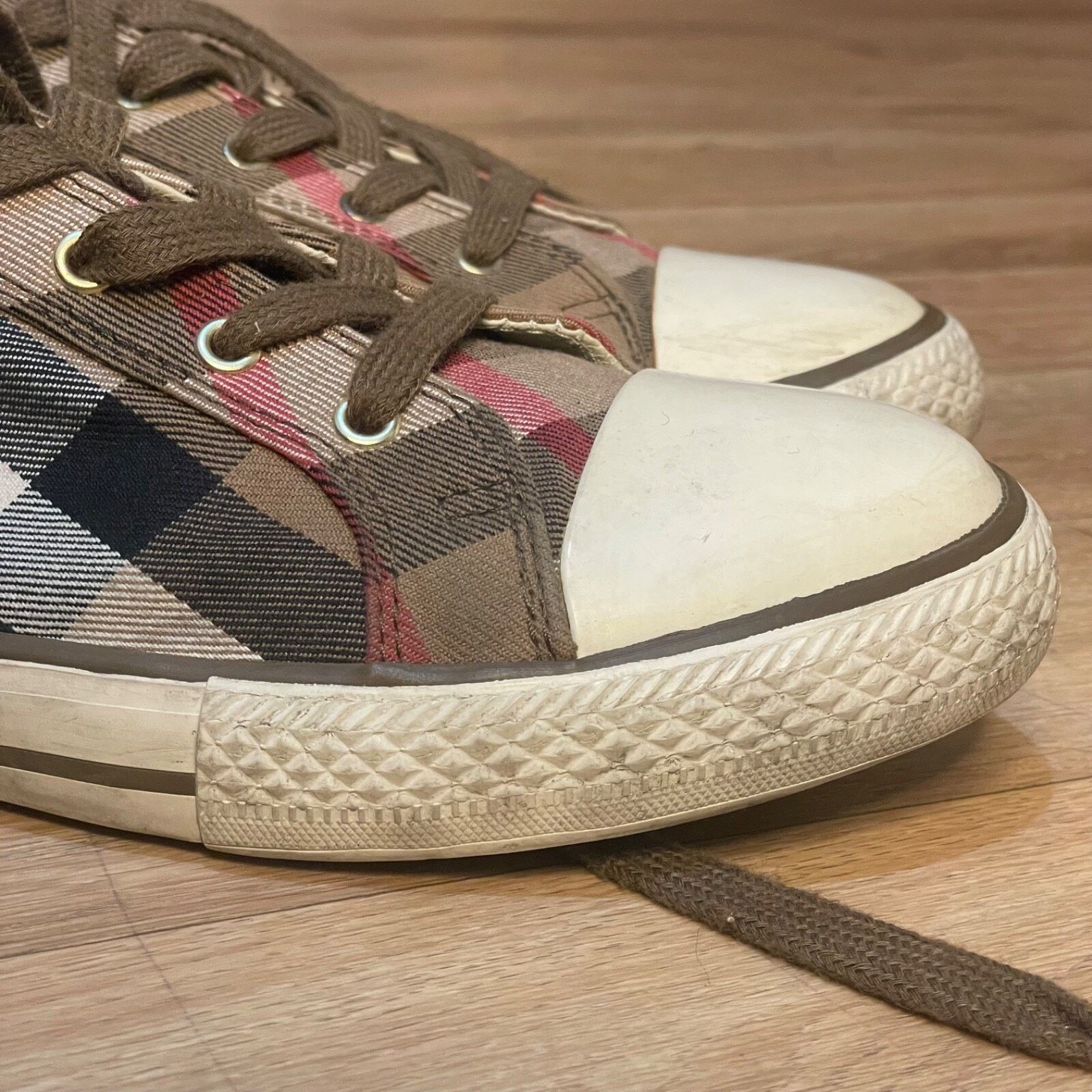 Burberry BURBERRY SHOES SNEAKERS MEN'S Nova check lace up Canvas Size US 11 / EU 44 - 2 Thumbnail
