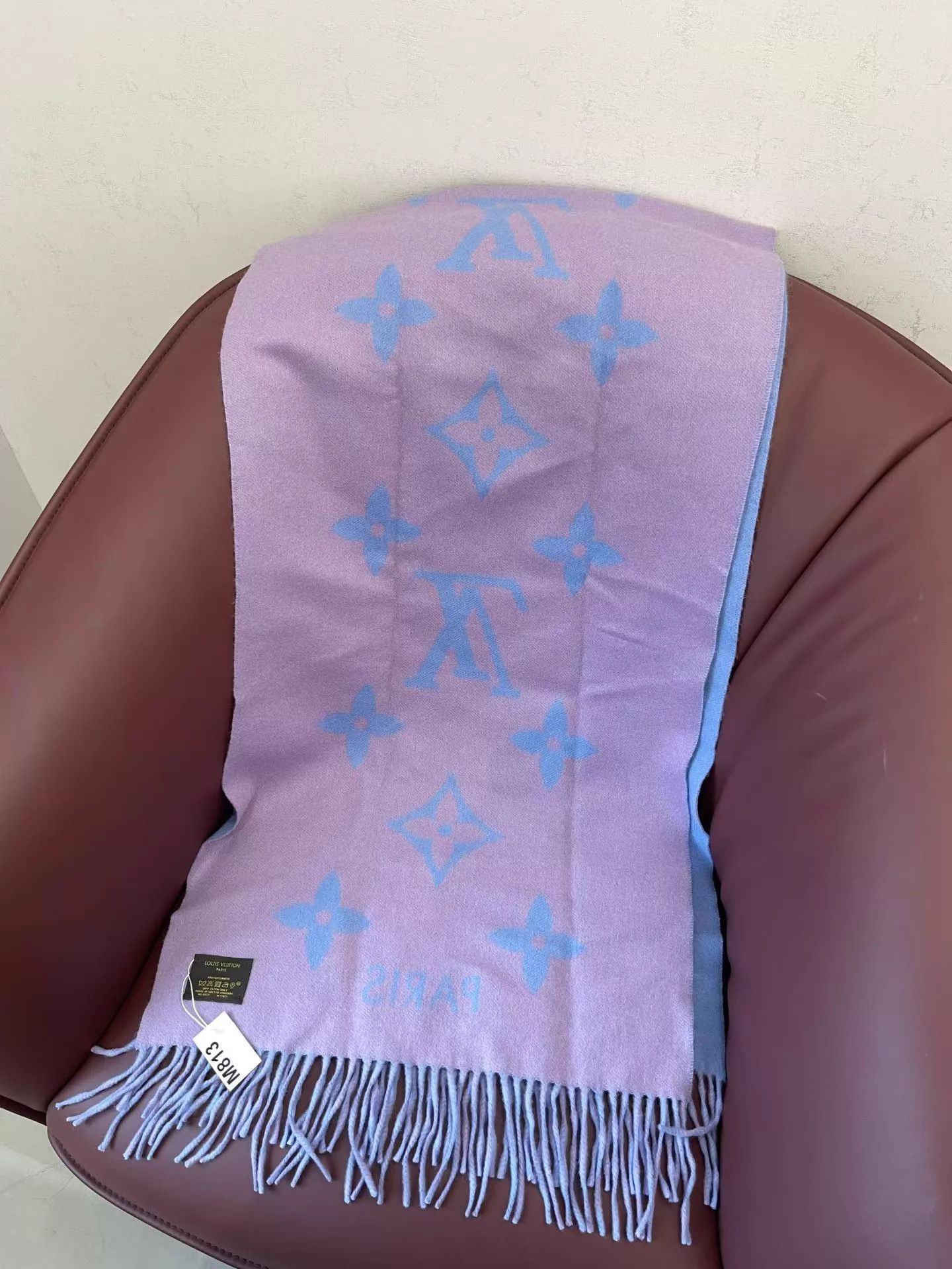 Louis Vuitton LV 100% Cashmere Blue-Purple Colorblock Scarf M812 Size ONE SIZE - 6 Thumbnail