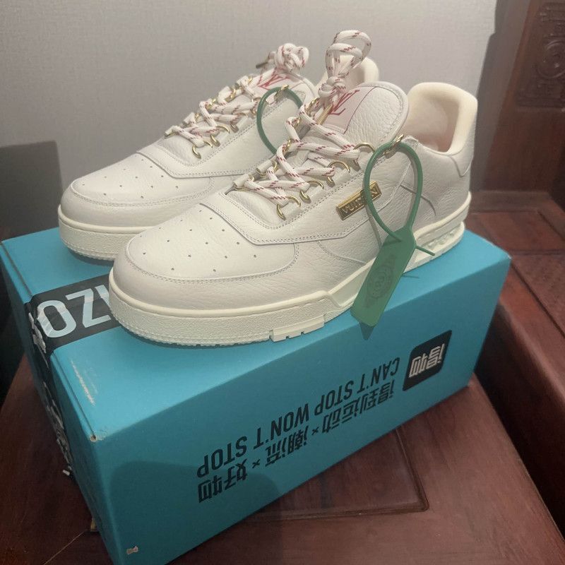 Louis Vuitton Louis Vuitton Trainer Fashion Sneakers for Men -2508 Size US 9.5 / EU 42-43 - 6 Thumbnail