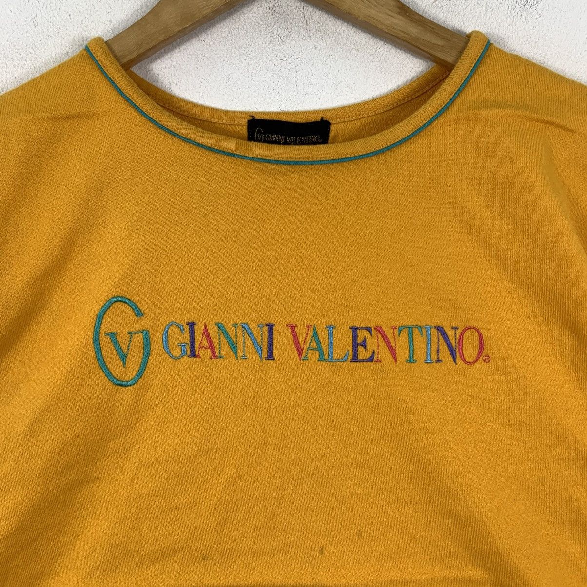 Gianni Valentino GIANNI VALENTINO ITALY Embroidered Short Sleeve Tshirt Size US L / EU 52-54 / 3 - 4 Thumbnail