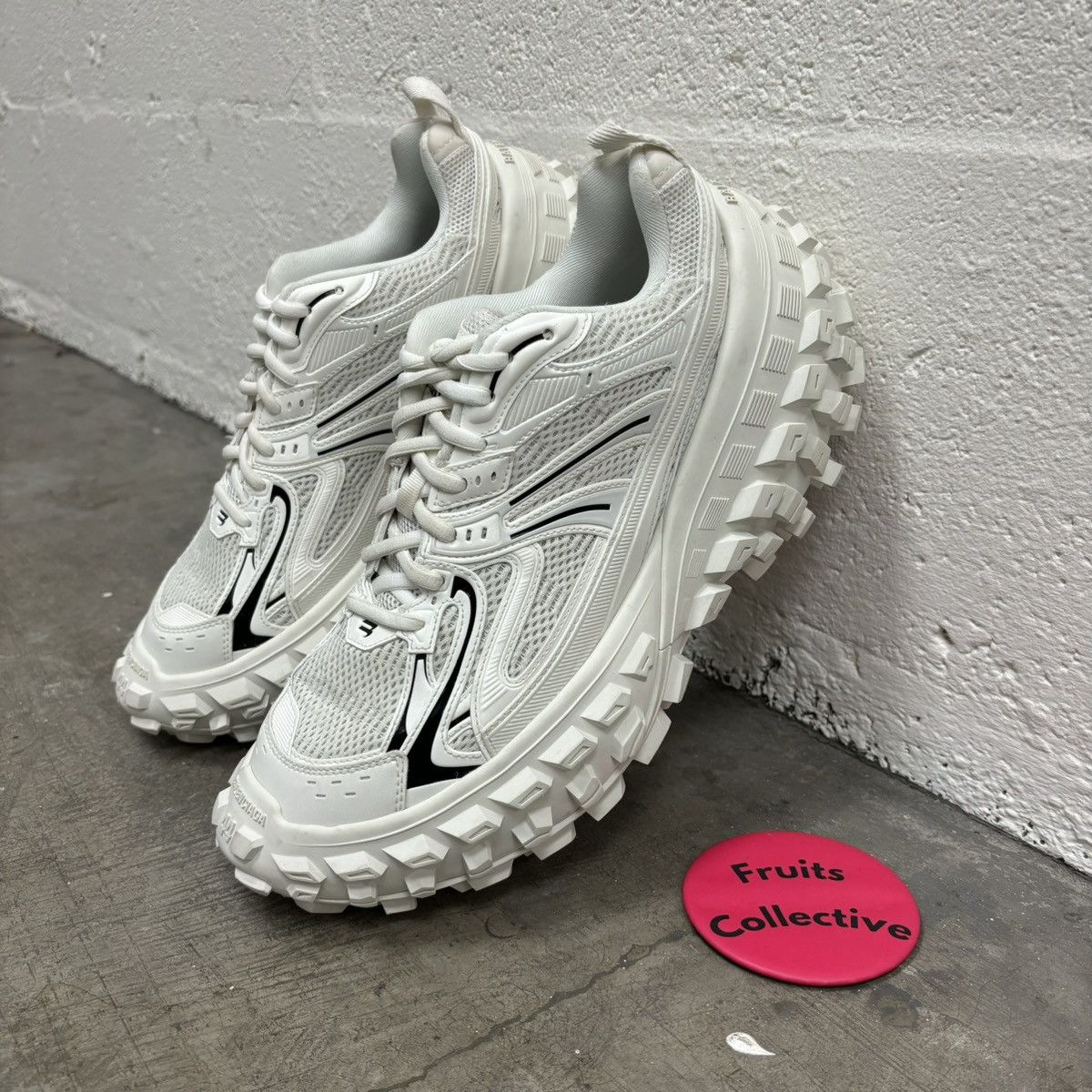 Balenciaga Balenciaga Defender/Bouncer sneakers in white | Grailed