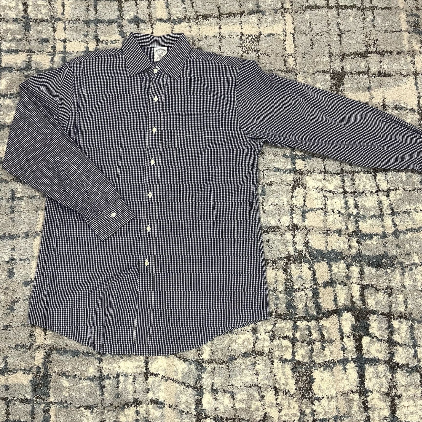 Brooks Brothers Brooks Brothers 1818 Dress Shirt Lot 16 33 Non Iron Supima Cotton Regent Polka Dot/Blue Regular Men's Shirt Size 42R - 4 Thumbnail