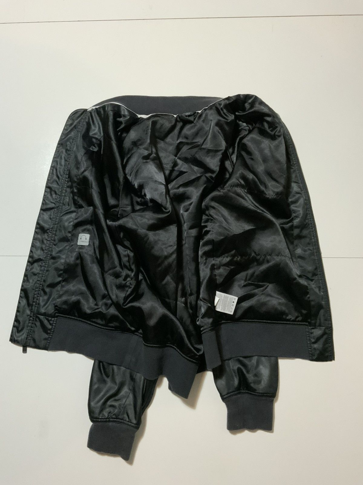 Jordan Brand Air Jordan Black Satin Retro Jumpman Logo Zip Bomber Jacket Size US L / EU 52-54 / 3 - 4 Thumbnail