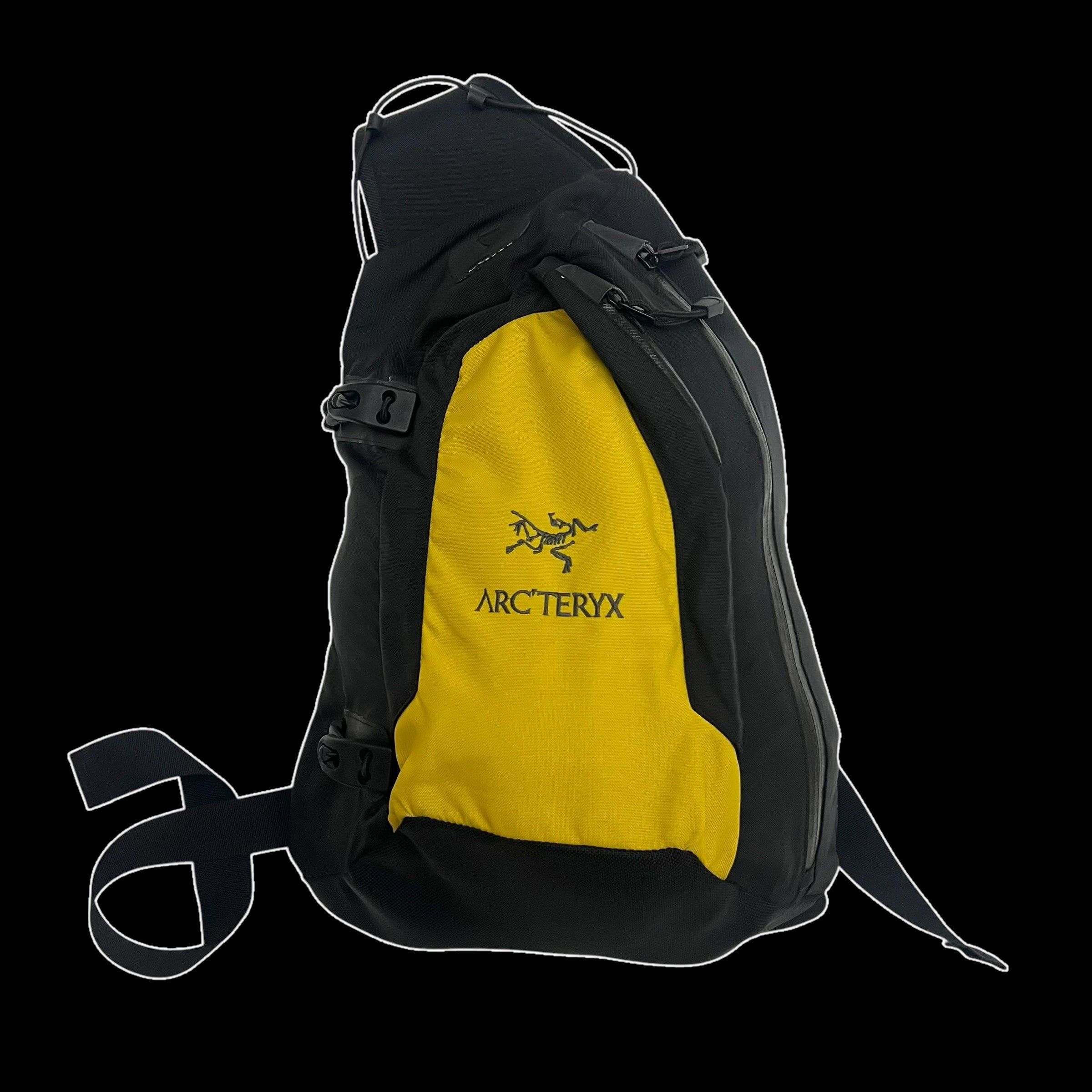 Arc'teryx Arcteryx Quiver 11L tri-harness bag Black | Grailed