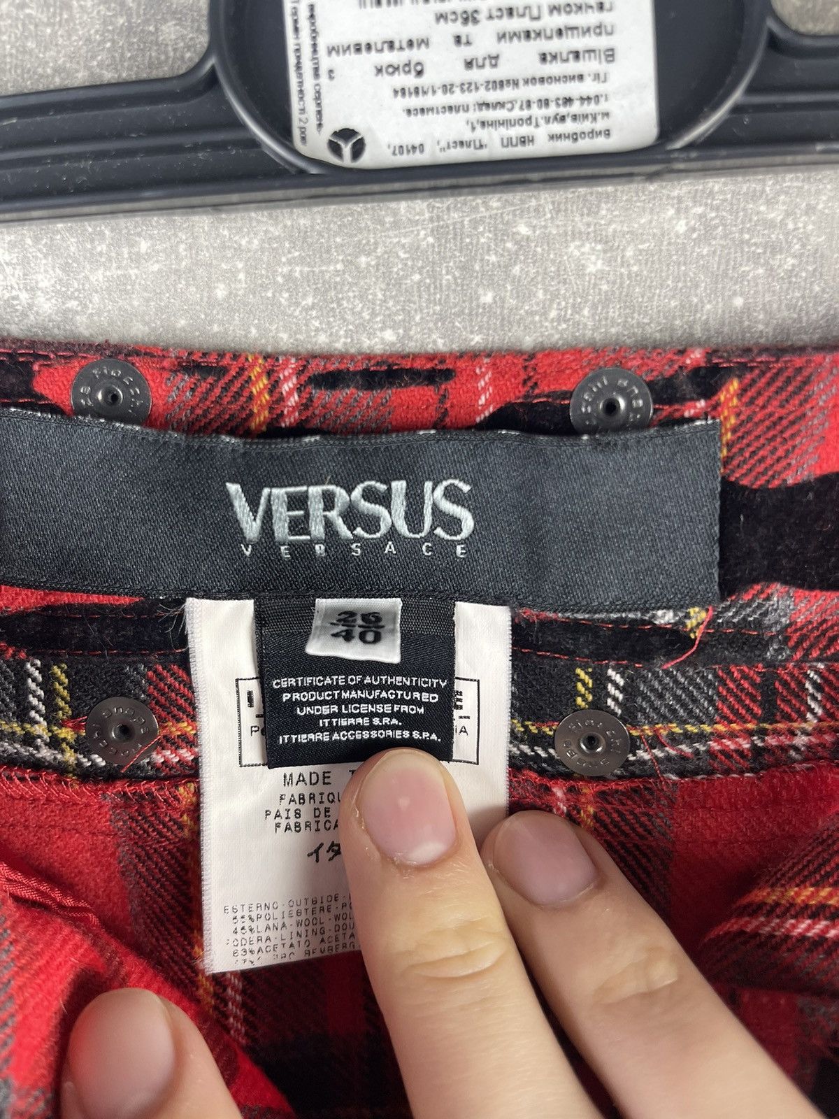 Versace × Versus Versace Versus Versace Archive Runway Red /Black Tartan Camo Skirt Size 27" / US 4 / IT 40 - 11 Thumbnail