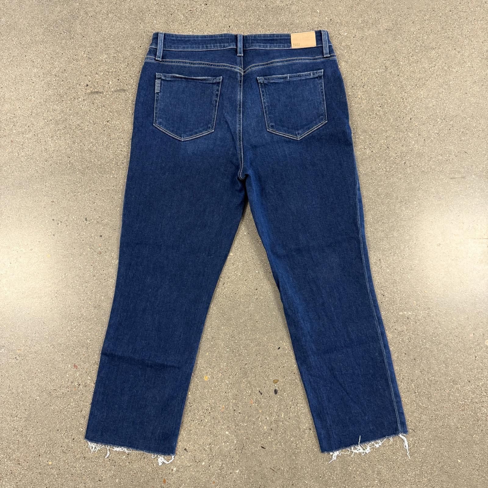 Paige NWOT Paige Amber Crop Jean Premium Denim w/ Raw Hem - 32 Size 32" / US 10 / IT 46 - 3 Thumbnail