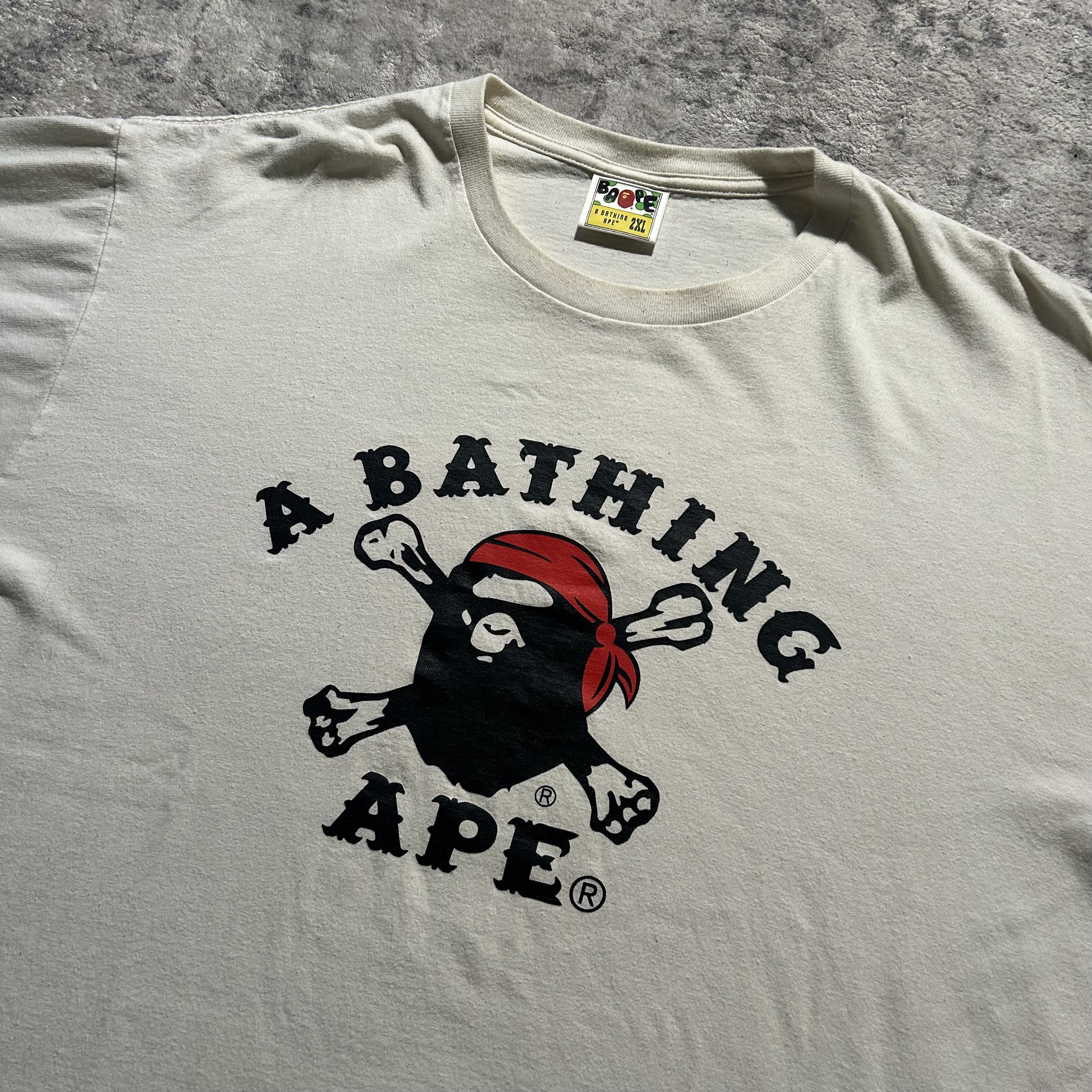 Bape A Bathing Ape Pirate Logo Tee | XXL Size US XXL / EU 58 / 5 - 2 Thumbnail