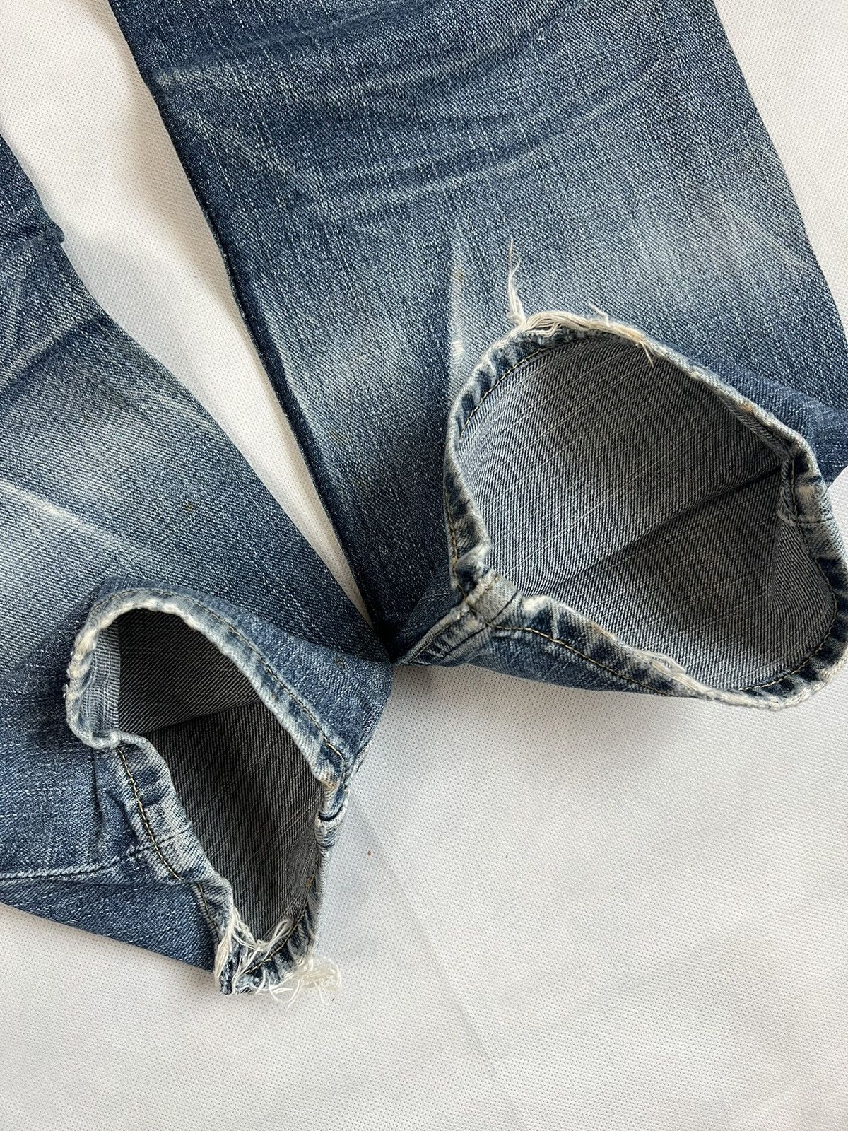 LVC × Levi's Vintage Clothing Vintage 90's Levis Distressed And Aging Karakuri Denim Size US 29 - 17 Thumbnail