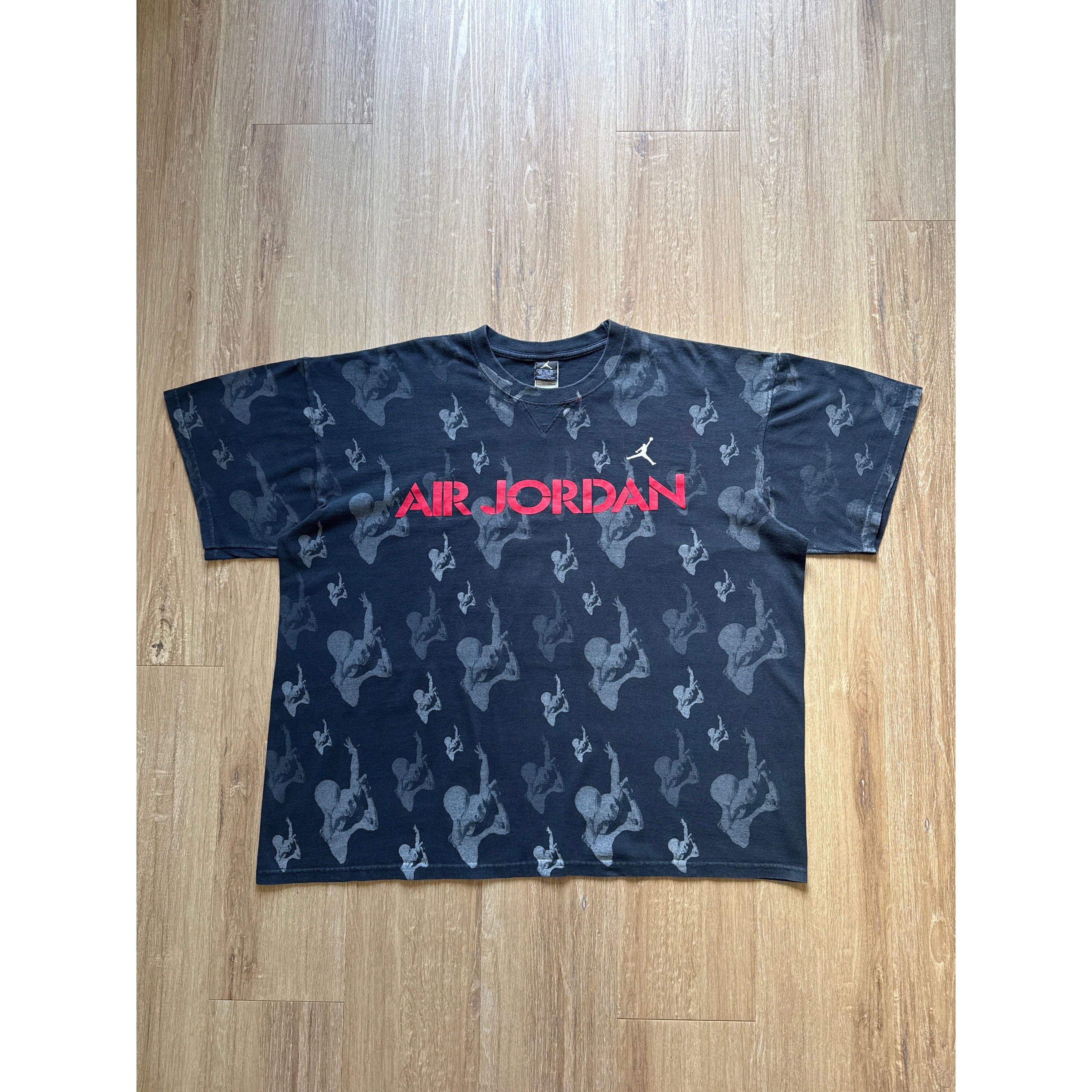 Jordan Brand Vintage Nike Air Jordan All Over Print Tee Size US XXL / EU 58 / 5 - 1 Thumbnail
