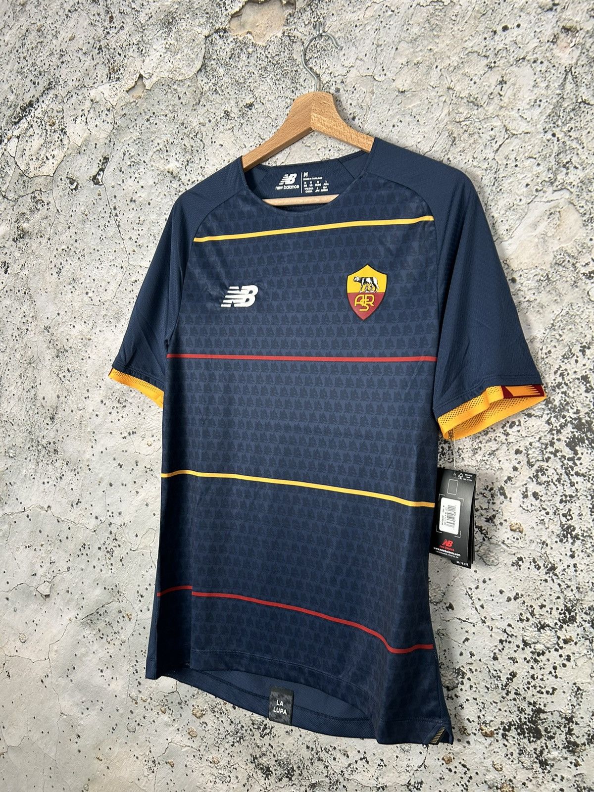 New Balance AS Roma New Balance Soccer Jersey Football Rare Hype Size US M / EU 48-50 / 2 - 2 Thumbnail