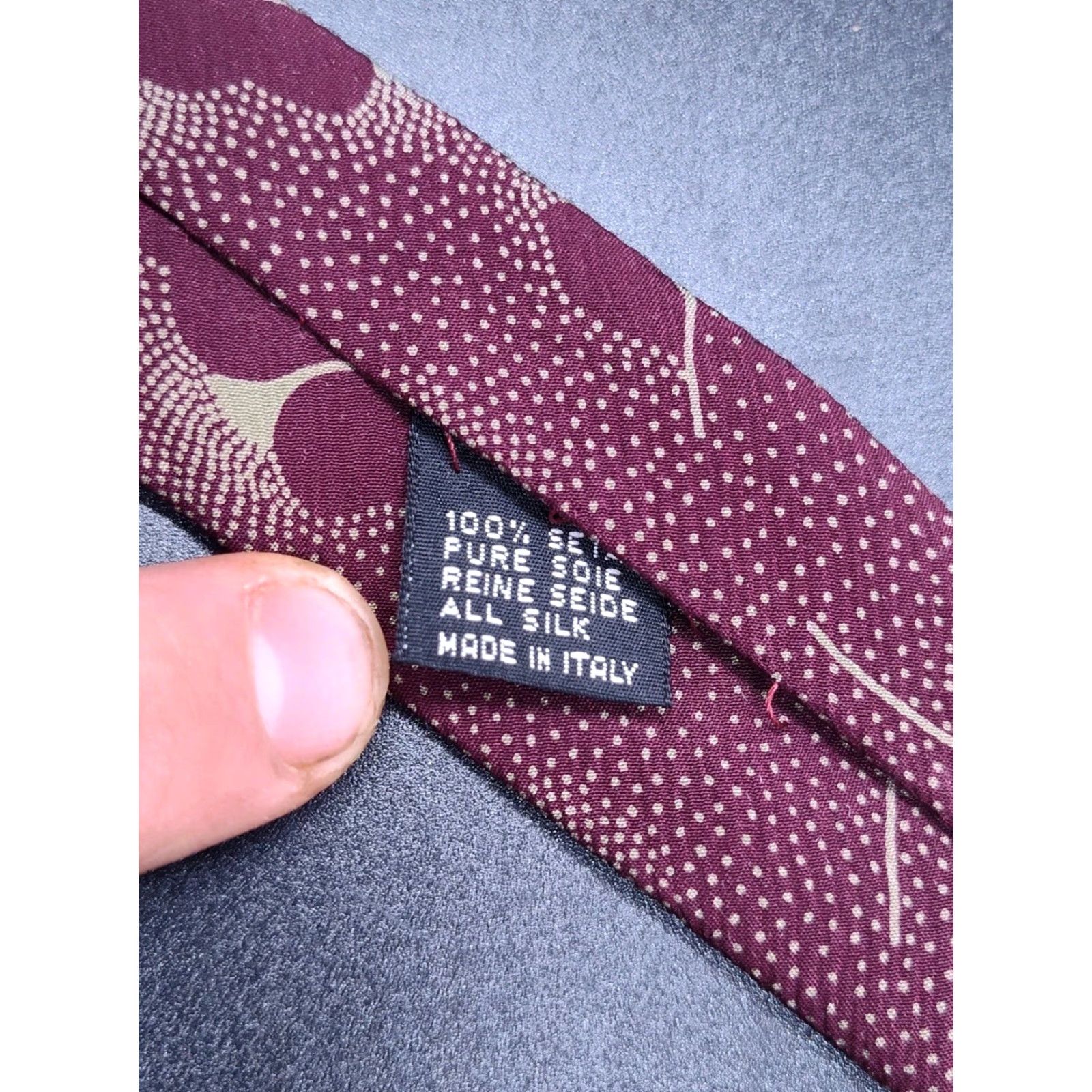 Vintage VINTAGE Barneys New York Men's Tie 100% Silk Burgundy Swirl Dots Retro Paisley Italy Classic Size ONE SIZE - 7 Thumbnail