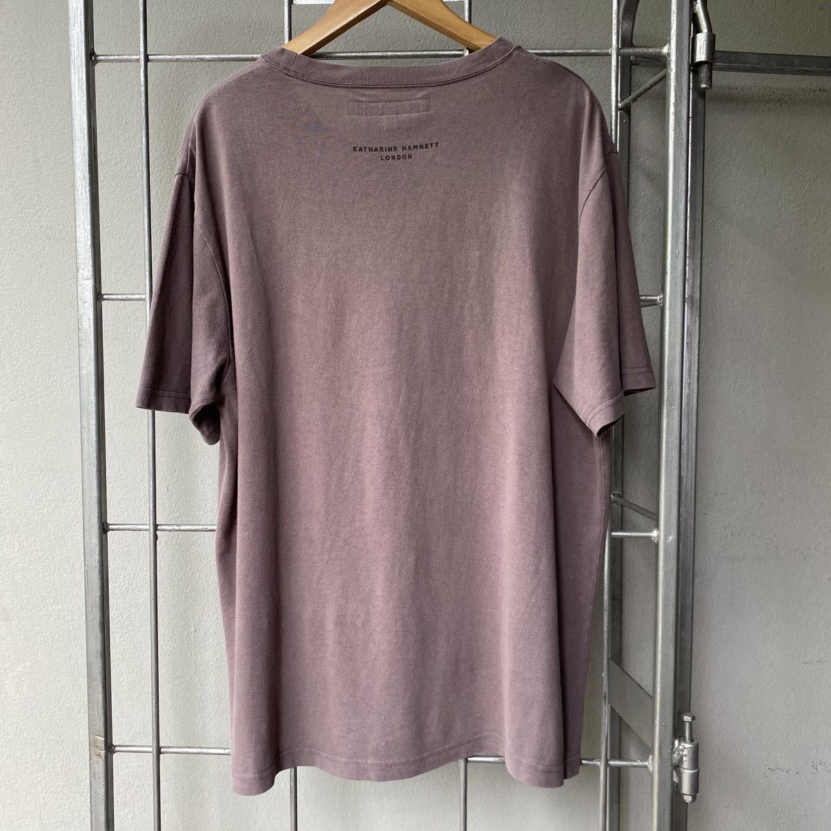 Katharine Hamnett London Katharine Hamnett London Mauve Graphic Print T-Shirt Size US L / EU 52-54 / 3 - 2 Thumbnail