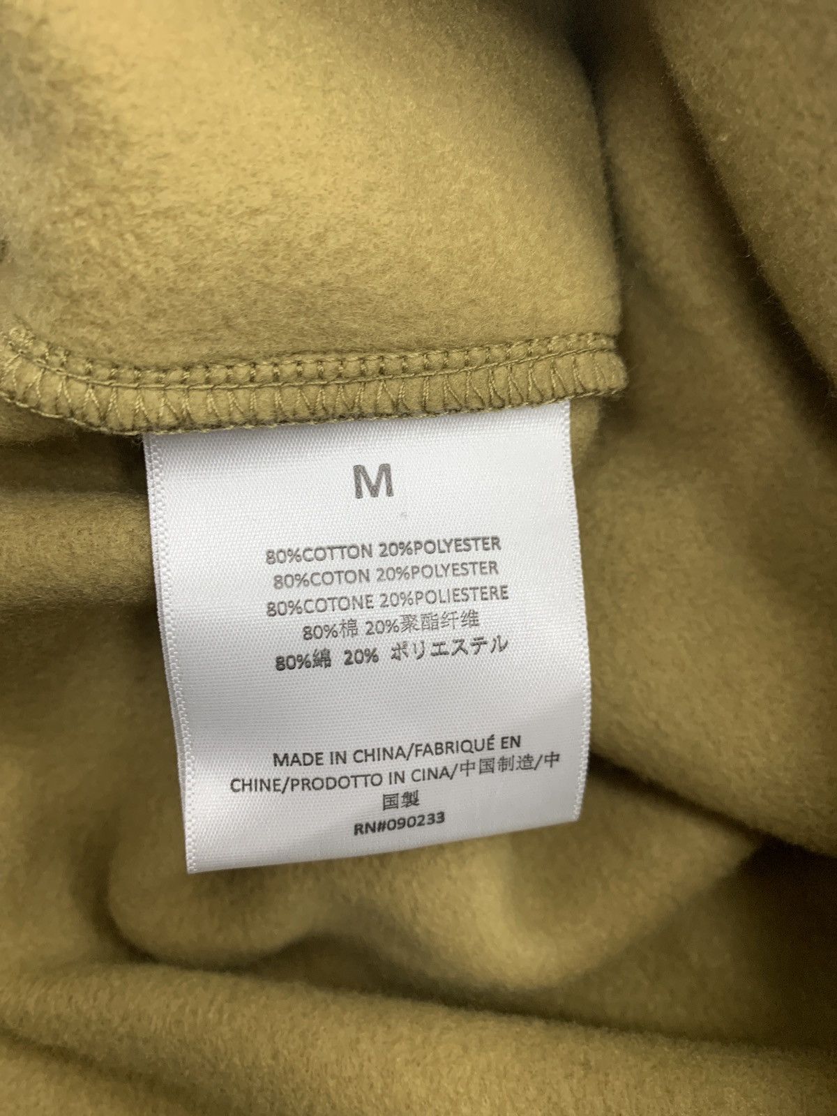 Essentials Fear of God Essentials Shorts "Amber" Size US 32 / EU 48 - 4 Thumbnail