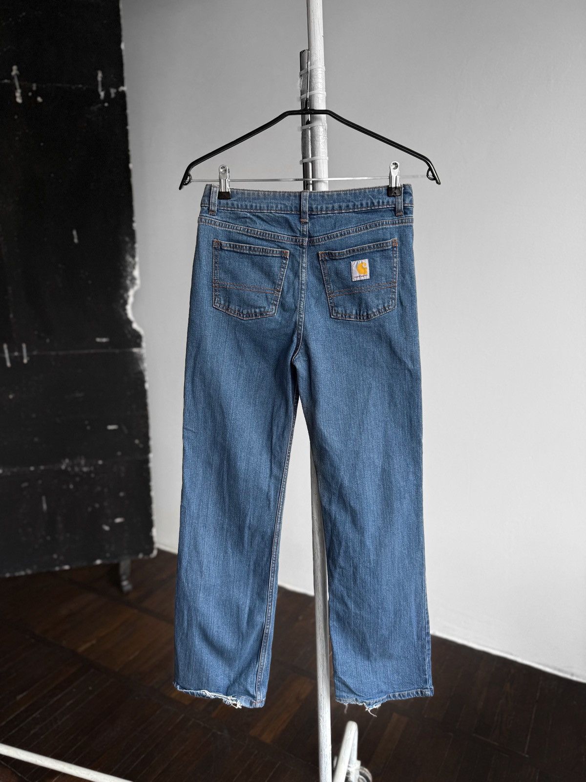 Carhartt Carhartt Womens Blue Straight Leg Jeans Mid Rise Zip Closure Size 27" / US 4 / IT 40 - 1 Thumbnail