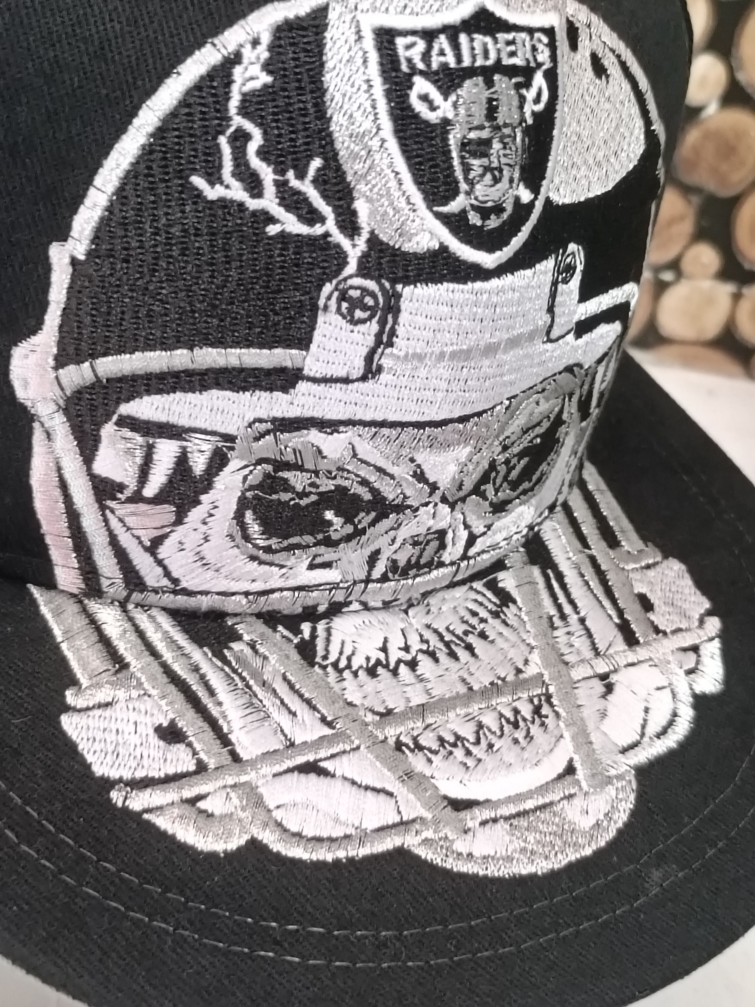 Other Bootleg Raiders skull warrior snapback cap Size ONE SIZE - 2 Thumbnail