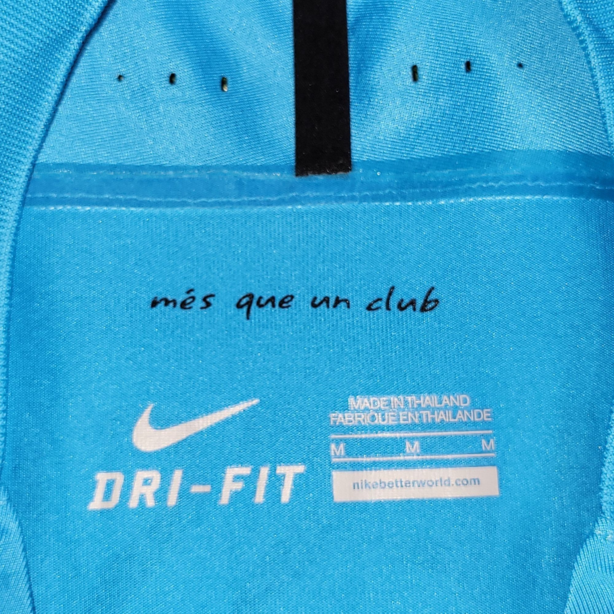Nike Messi Barcelona PLAYER ISSUE 2015 2016 Away Soccer Jersey M Size US M / EU 48-50 / 2 - 7 Thumbnail