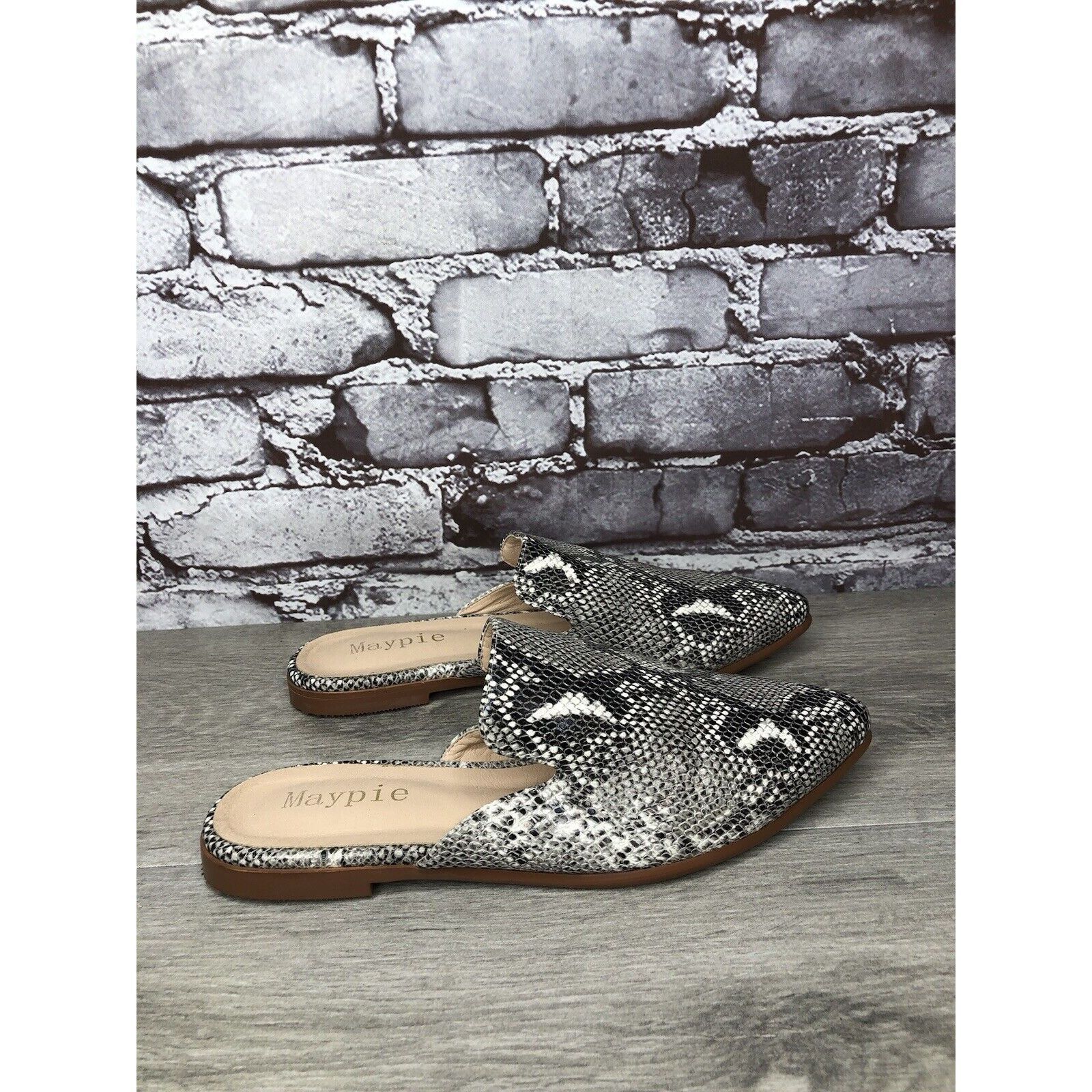 Other Maypie Ivory Black Snake Skin Print Pointed Toe Flats Mules Size US 7 / IT 37 - 5 Thumbnail