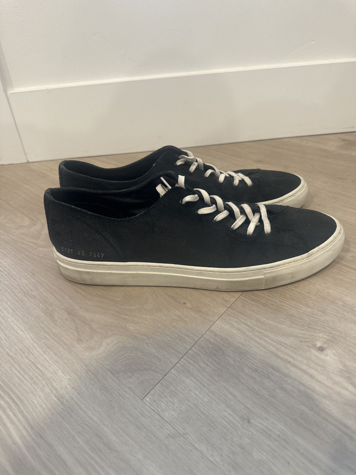 Common Projects Common Projects Achilles Low Suede Size US 12 / EU 45 - 1 Thumbnail