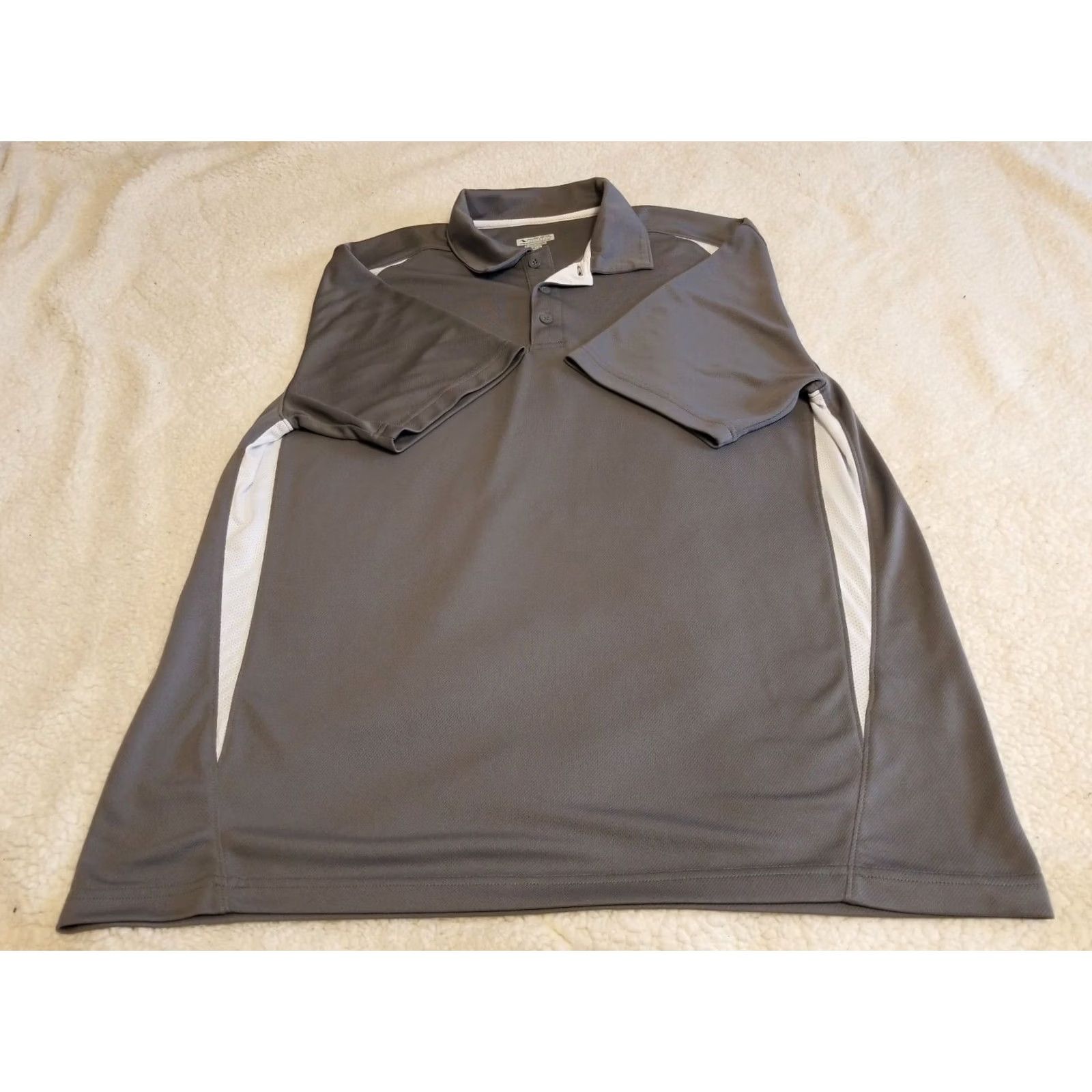 Augusta Sportswear Augusta Sportswear Moisture Management Gray Polo Shirt XL Men Short Sleeve Collared Button Golf Polo Size US XL / EU 56 / 4 - 4 Thumbnail