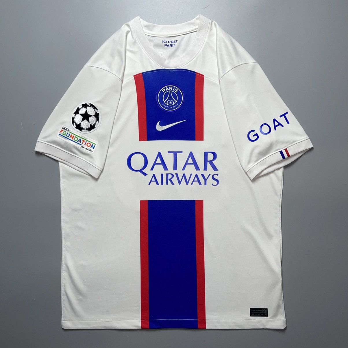 Nike PSG NIKE 2022/2023 FOOTBALL SOCCER THIRD JERSEY #30 MESSI Size US L / EU 52-54 / 3 - 2 Thumbnail
