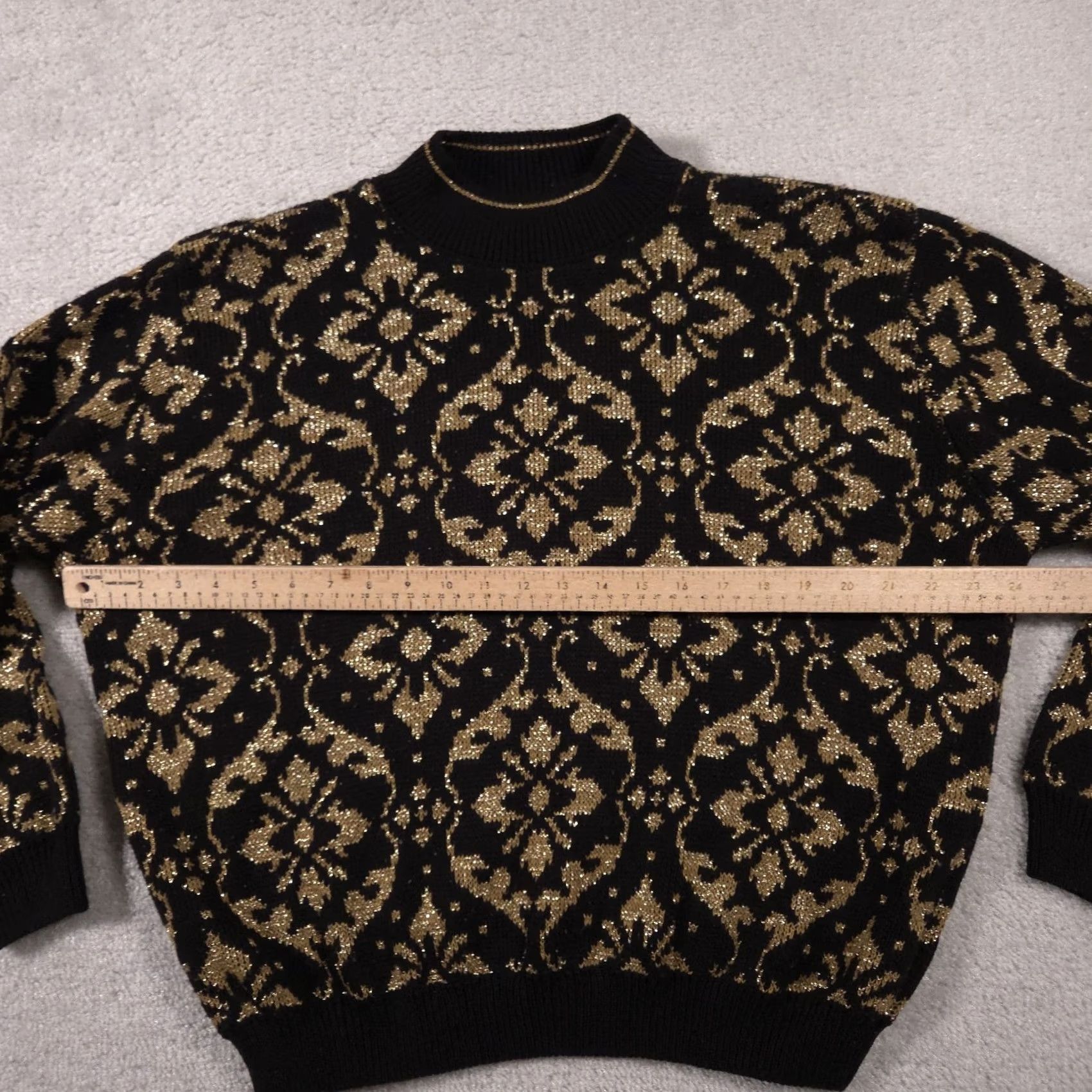 Vintage VINTAGE Alfred Dunner Sweater Womens Large Black Gold Shimmer 90s Made in USA Size L / US 10 / IT 46 - 5 Thumbnail