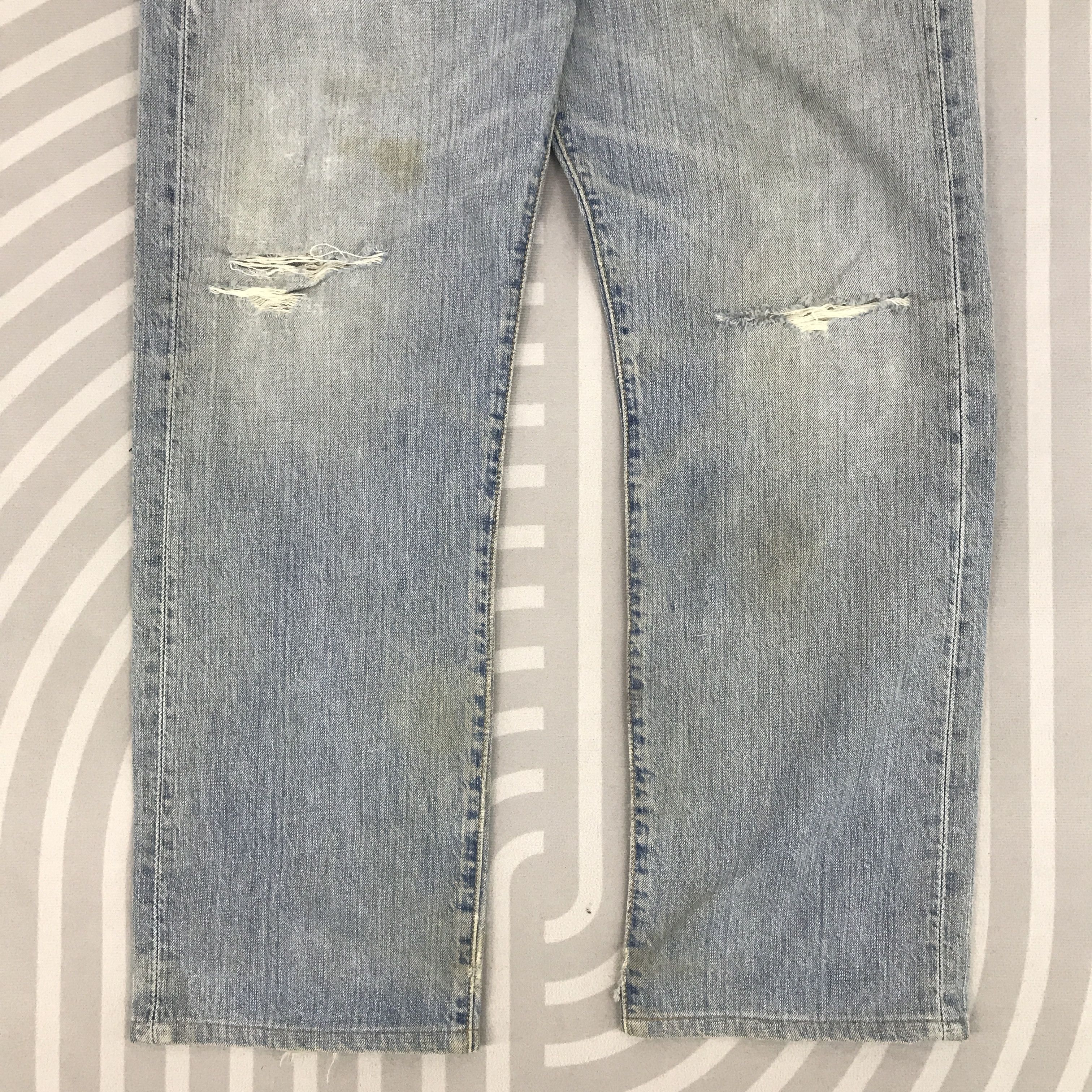 Levi's × Vintage Vintage Levi's 501 Distressed Denim jeans pants Size US 30 / EU 46 - 3 Thumbnail