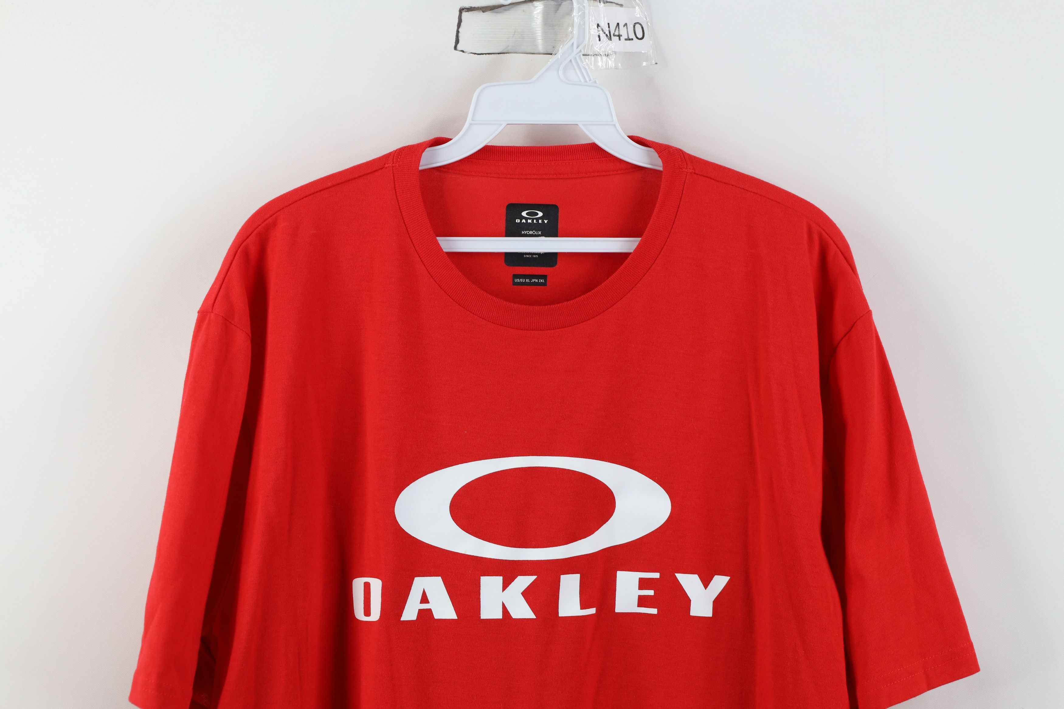 Oakley Vintage Y2K Oakley O Logo Hydrolix Short Sleeve T-Shirt Red Size US XL / EU 56 / 4 - 2 Thumbnail
