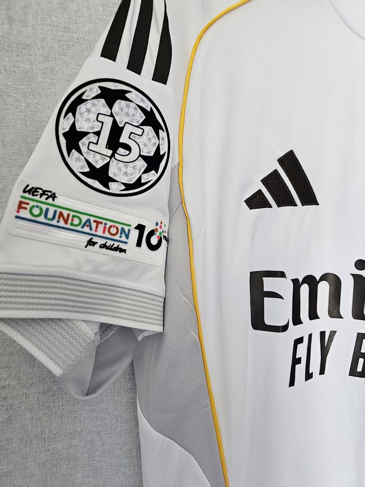 Other 2025 26 Real Madrid #10 Kylian Mbappé Jersey Home Size US M / EU 48-50 / 2 - 3 Thumbnail